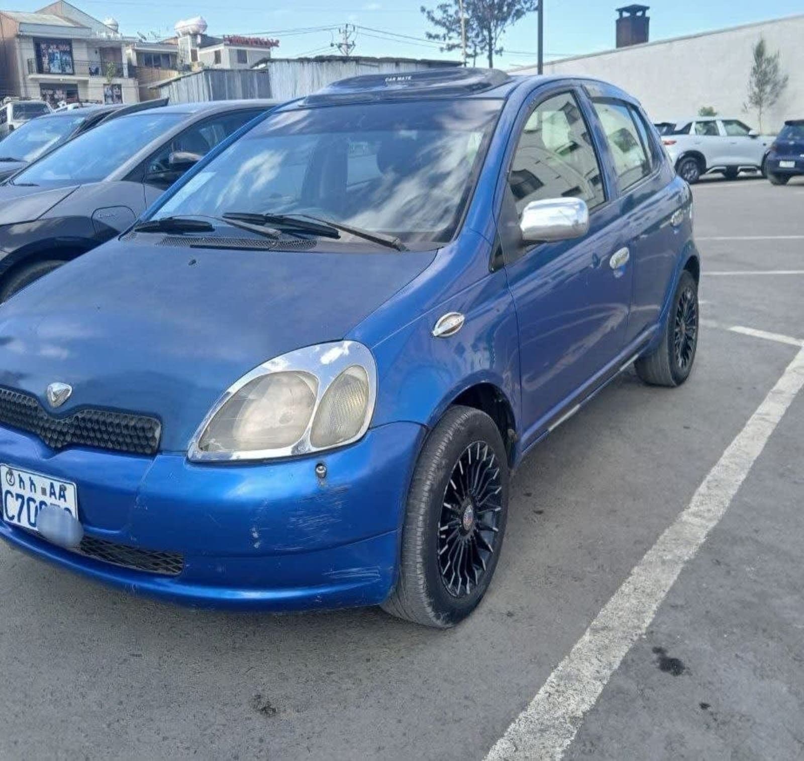 2001 Toyota Vitz — photo 6