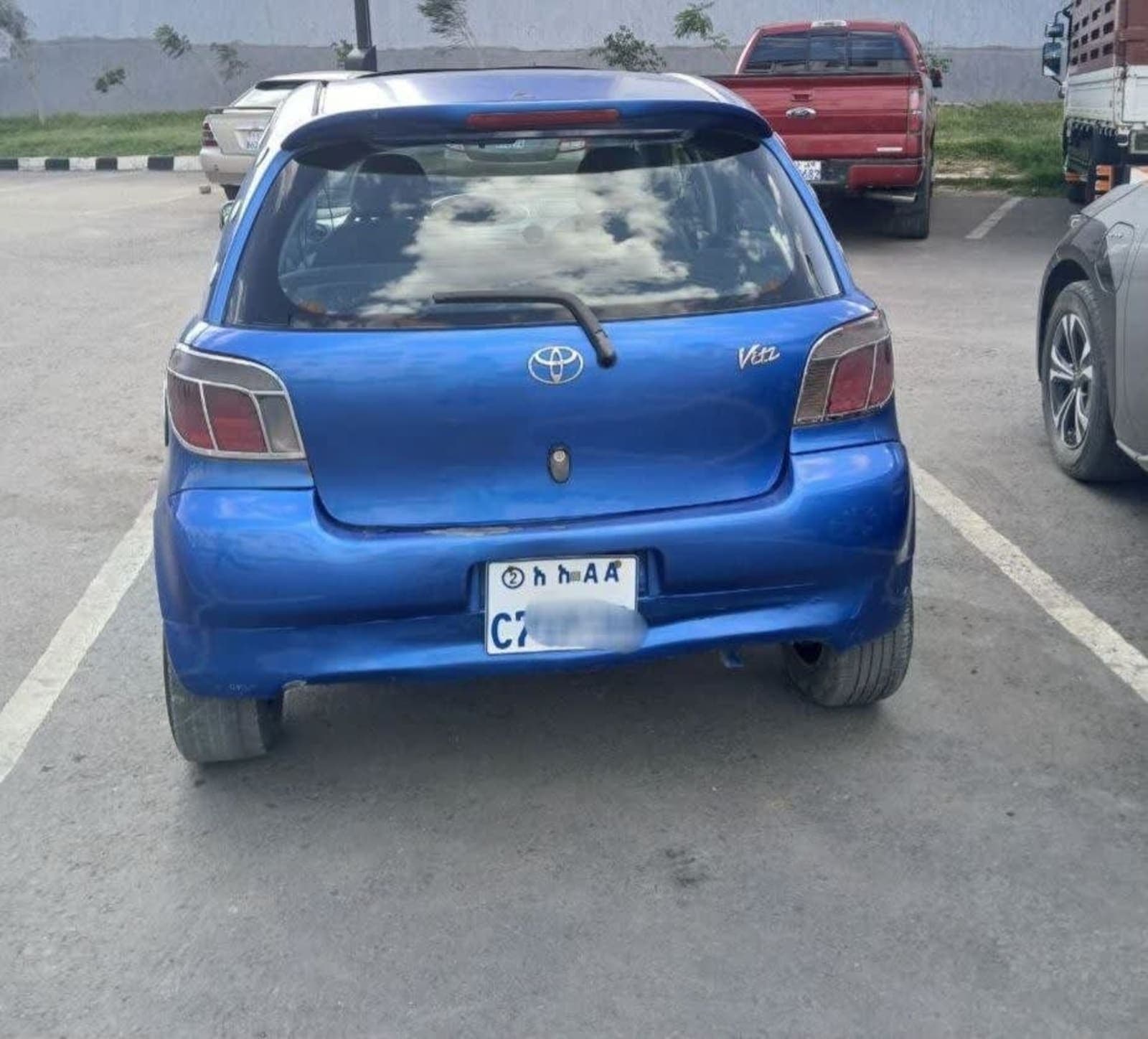 2001 Toyota Vitz — photo 6