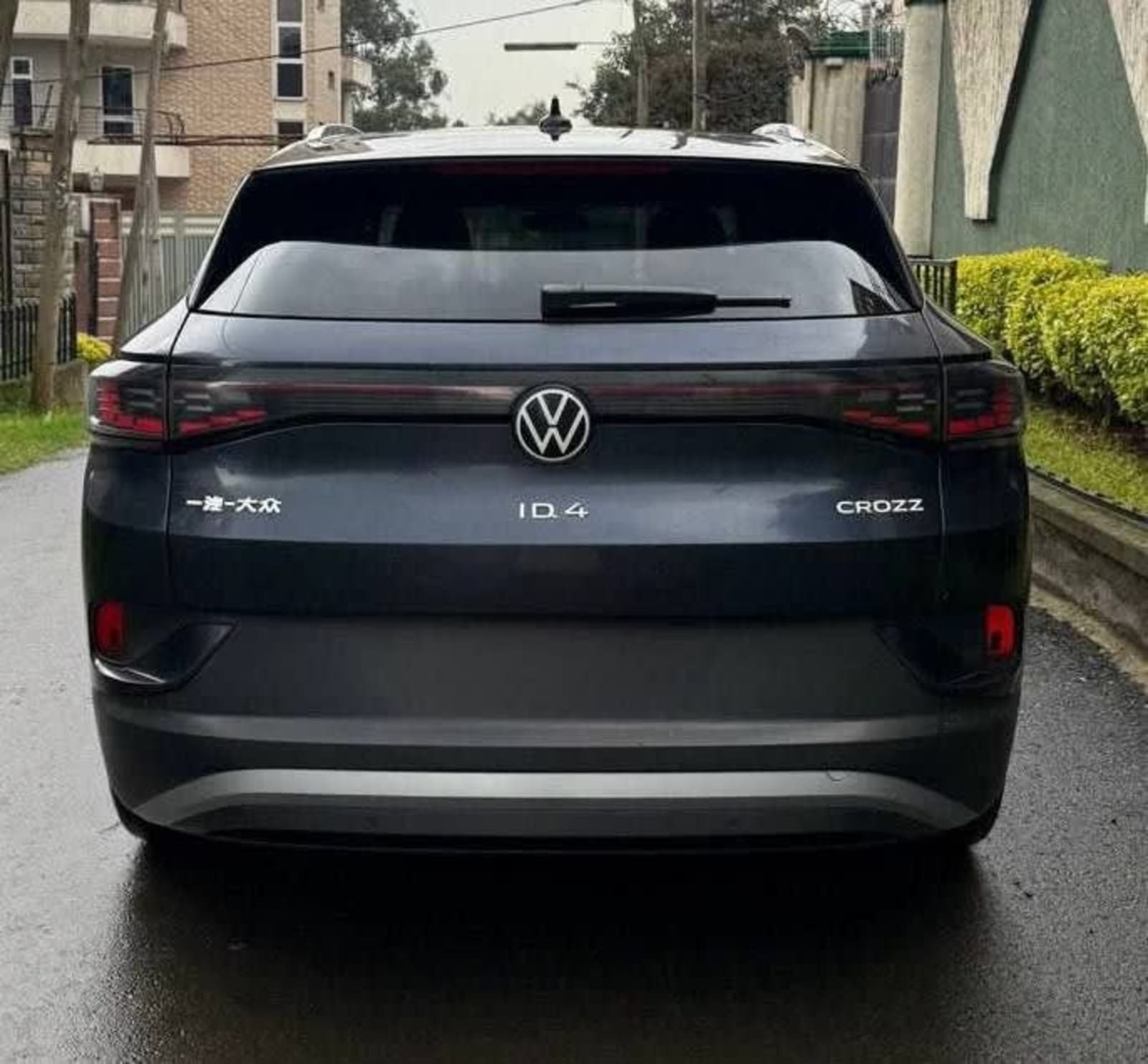 2023 Volkswagen ID.4 Crozz Pro — photo 2