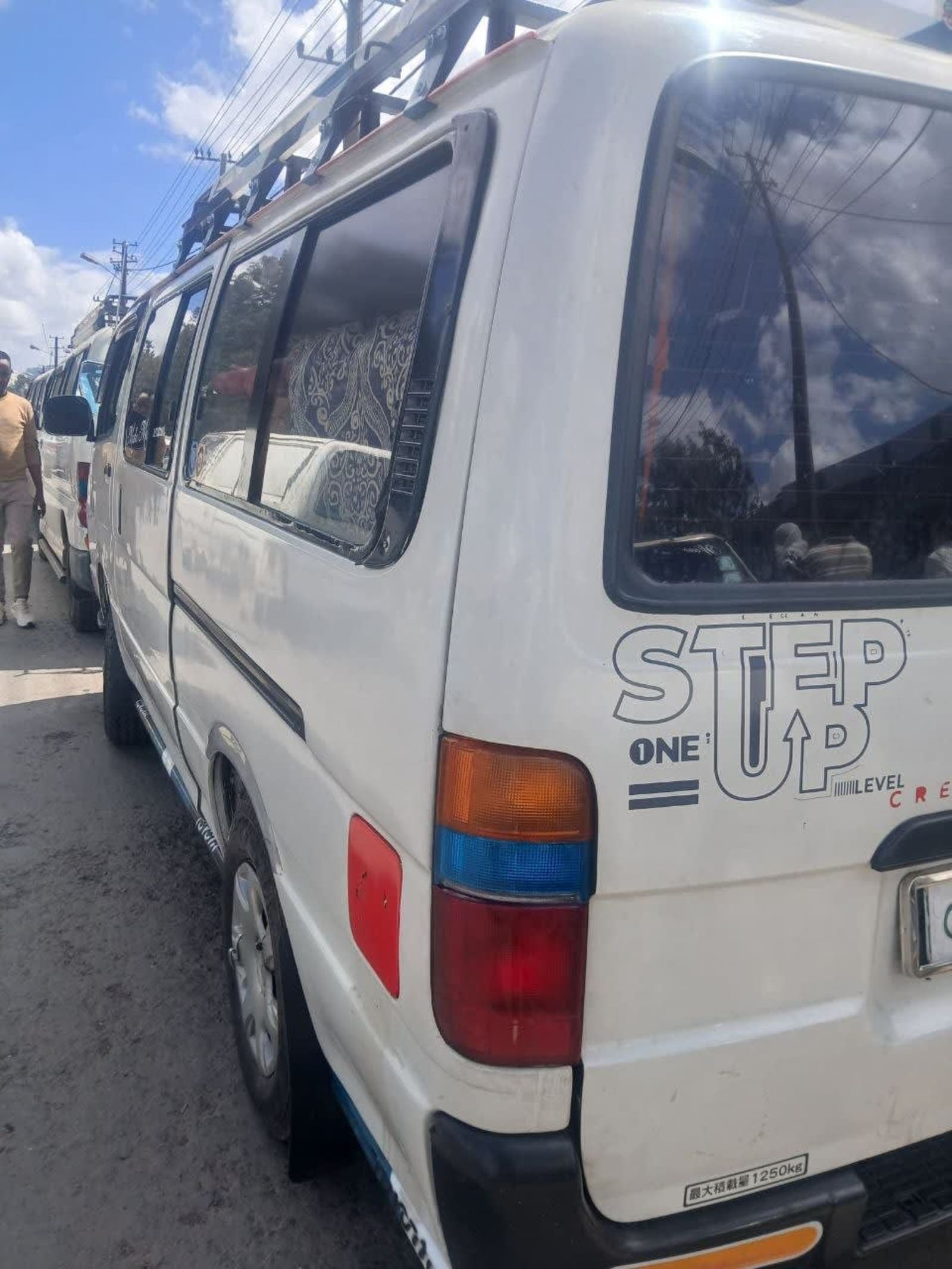 2002 TOYOTA 5L — photo 2