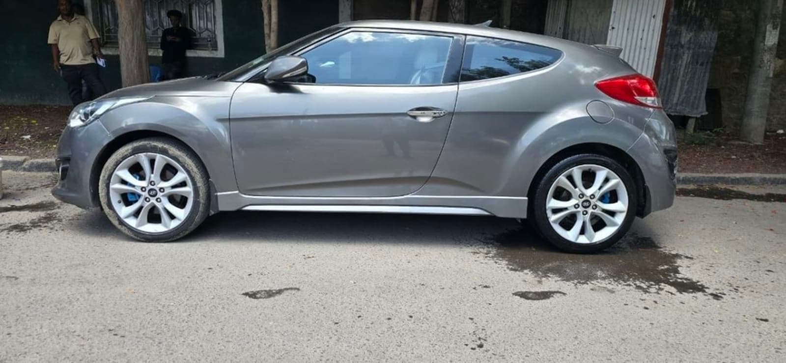 2015 Hyundai Veloster — photo 3