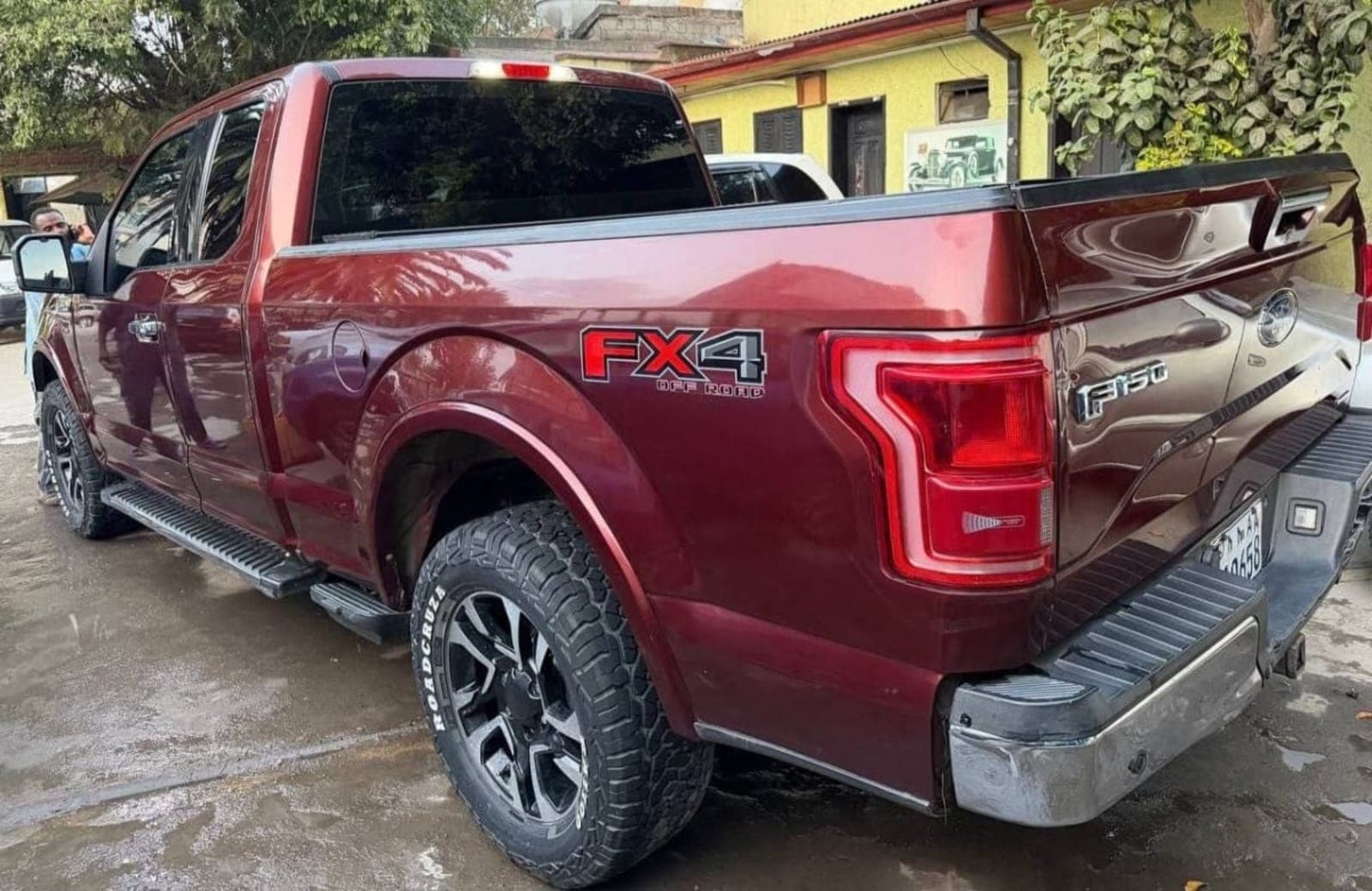 2015 Ford F-150 Lariat — photo 3