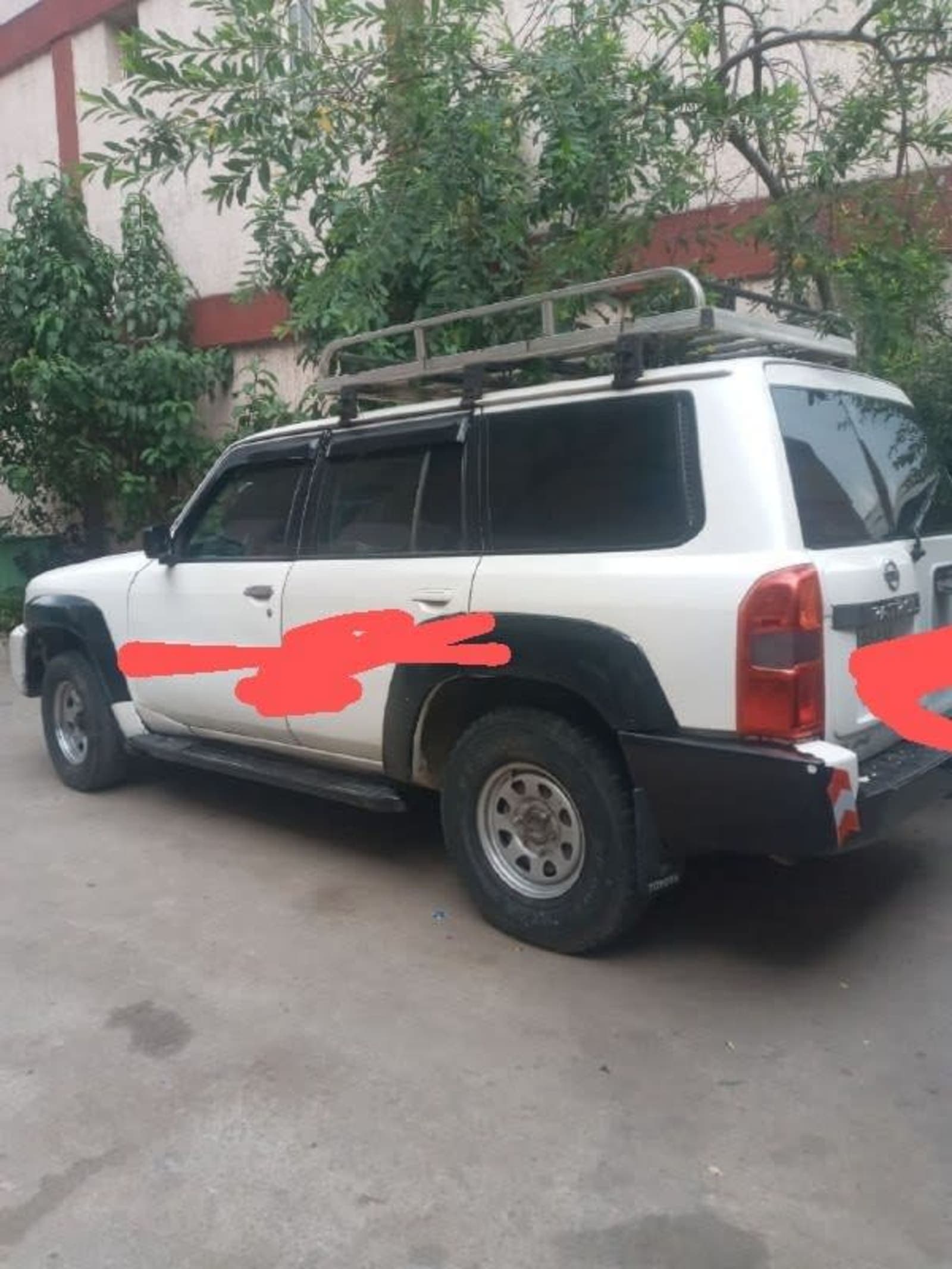 2009 Nissan Patrol โ photo 1