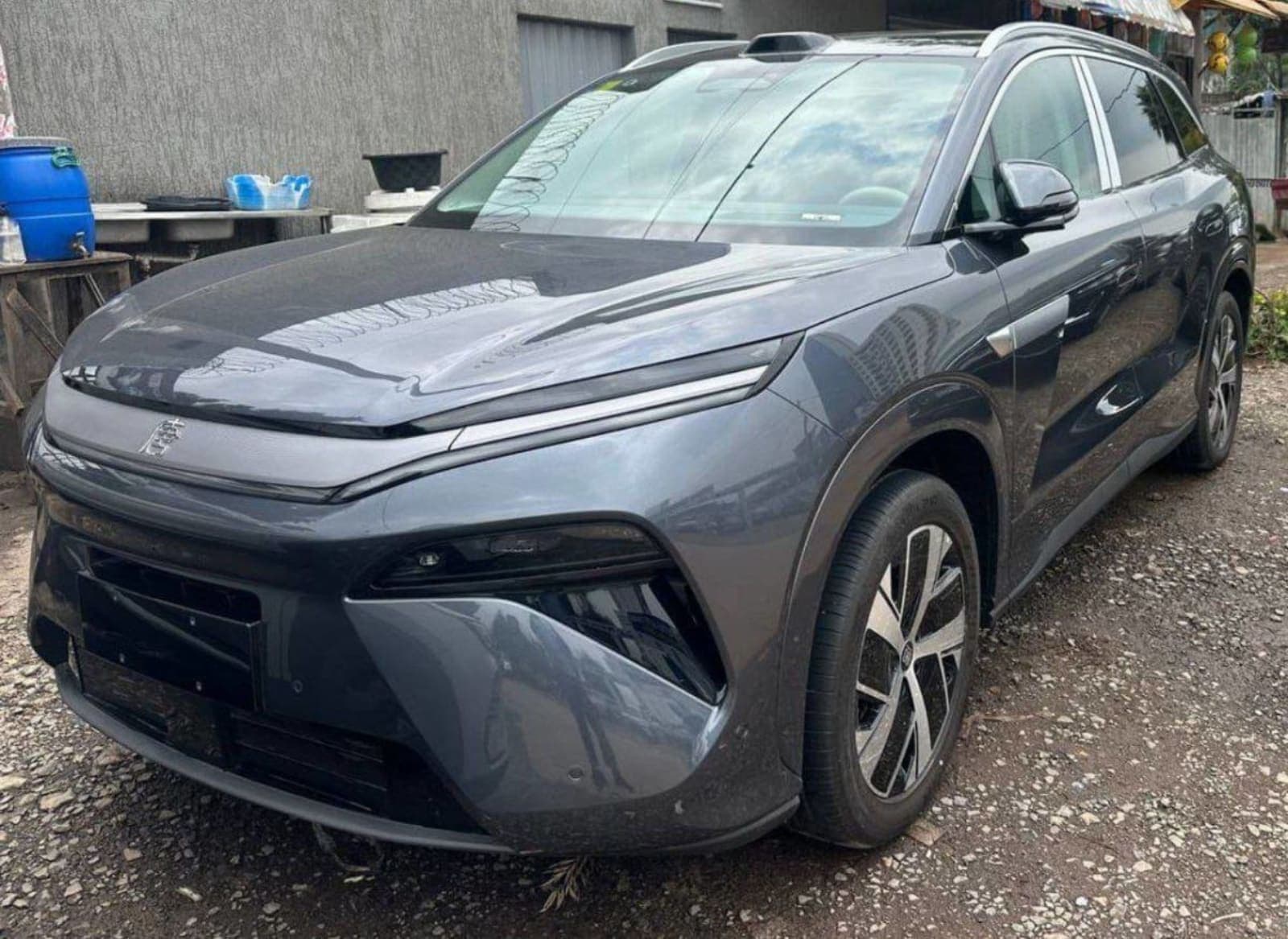 2025 BYD Tang L — photo 1