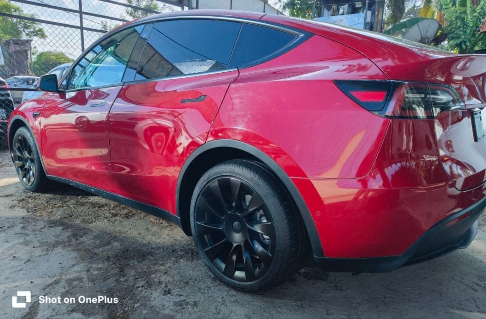 2022 Tesla Y — photo 2