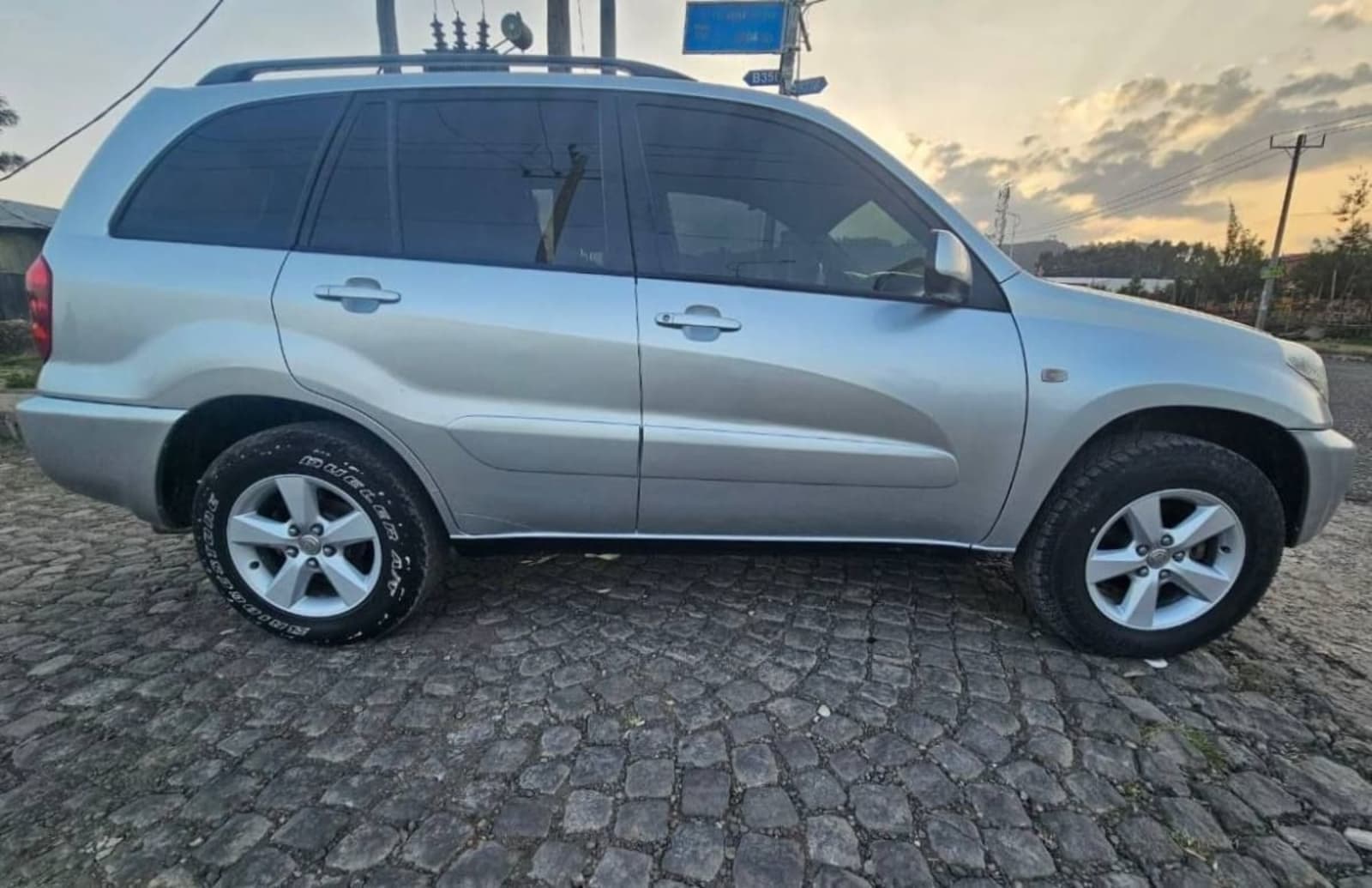 2005 Toyota Rav4 — photo 3