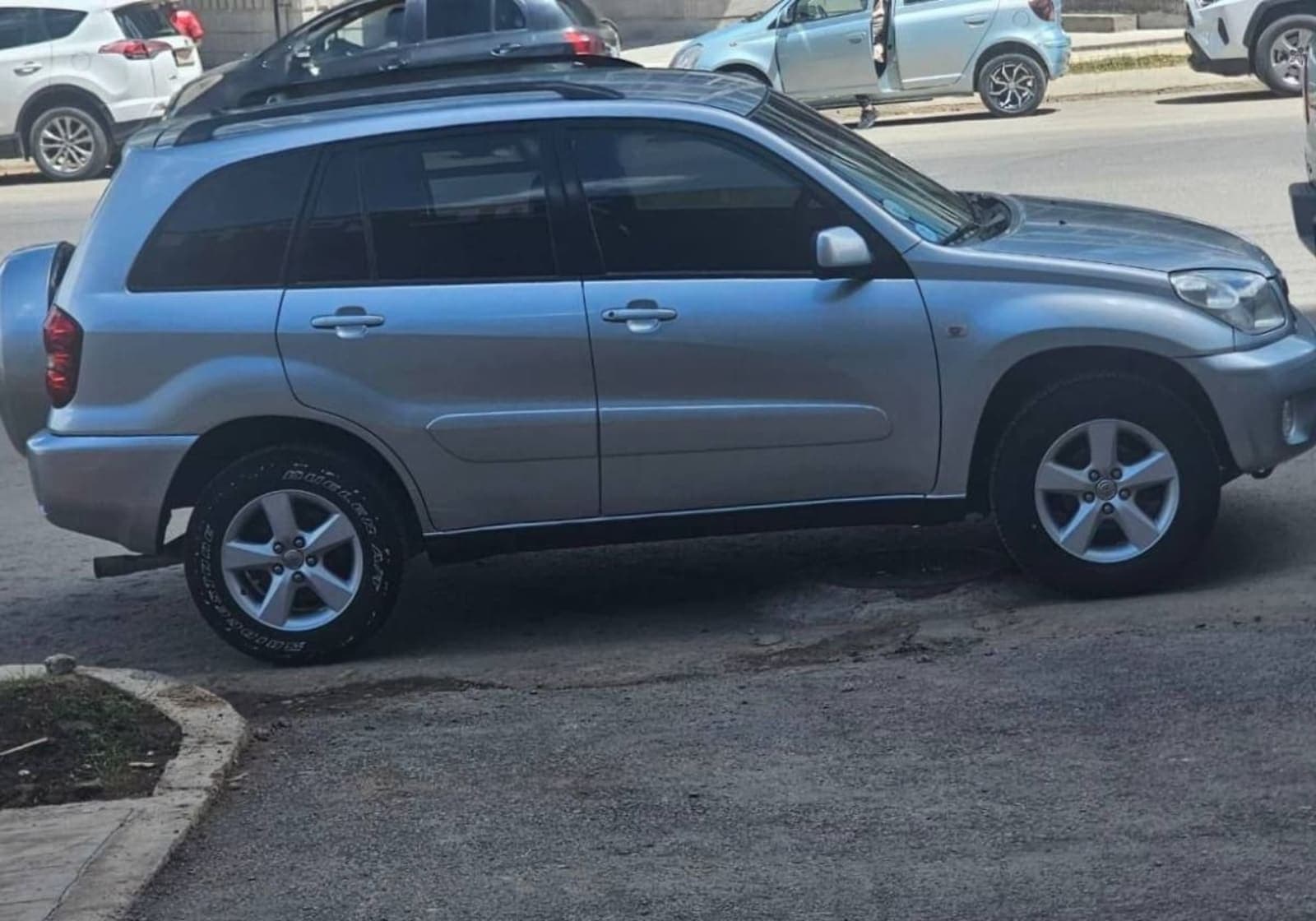 2005 Toyota Rav4 — photo 5