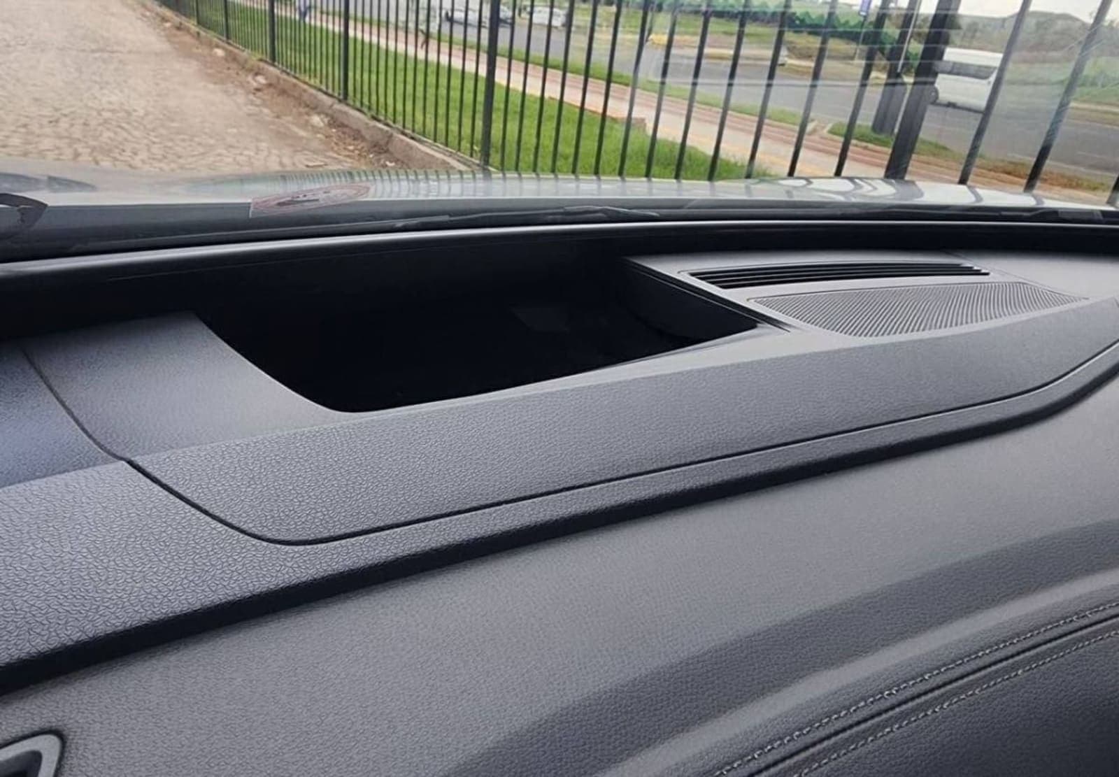 2022 Volkswagen ID.4 Crozz Pro — photo 1