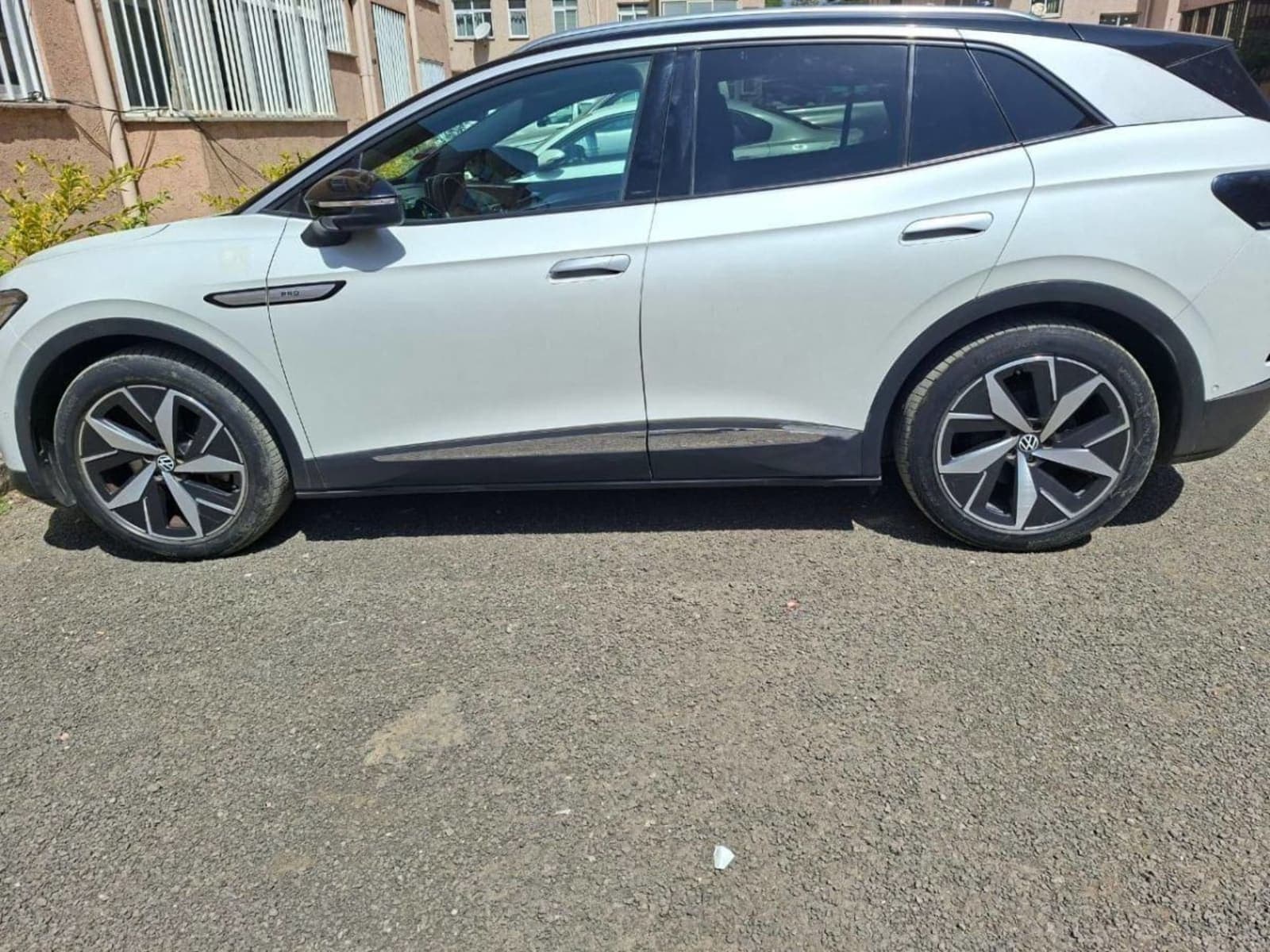 2022 Volkswagen ID.4 Crozz Pro — photo 4