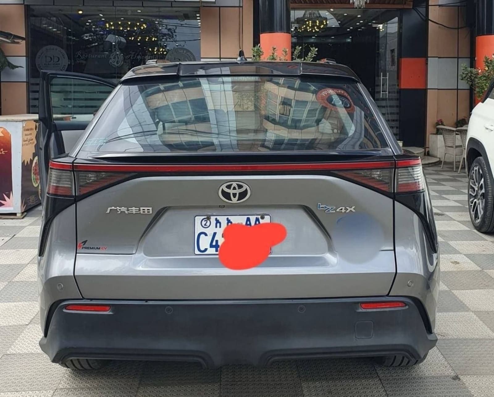 2023 Toyota BZ4X EV — photo 4