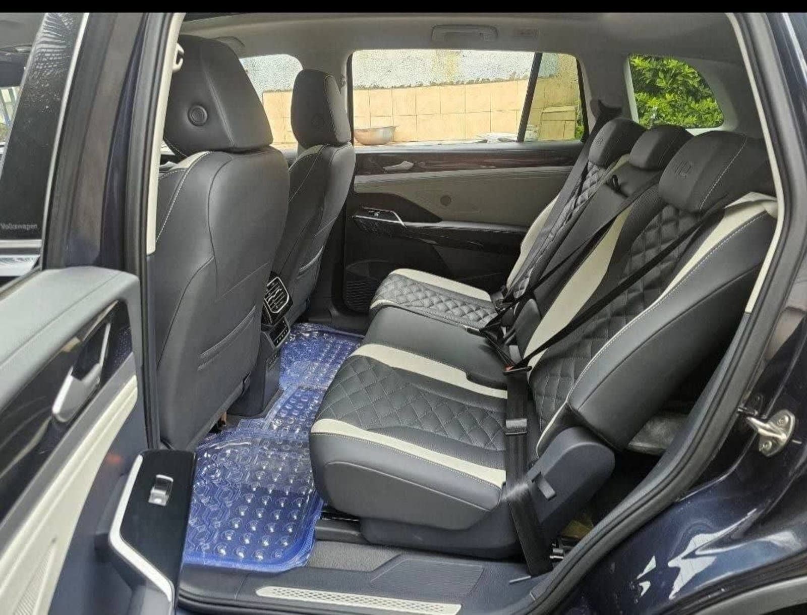 2023 Volkswagen ID.6 Crozz Pro — photo 4