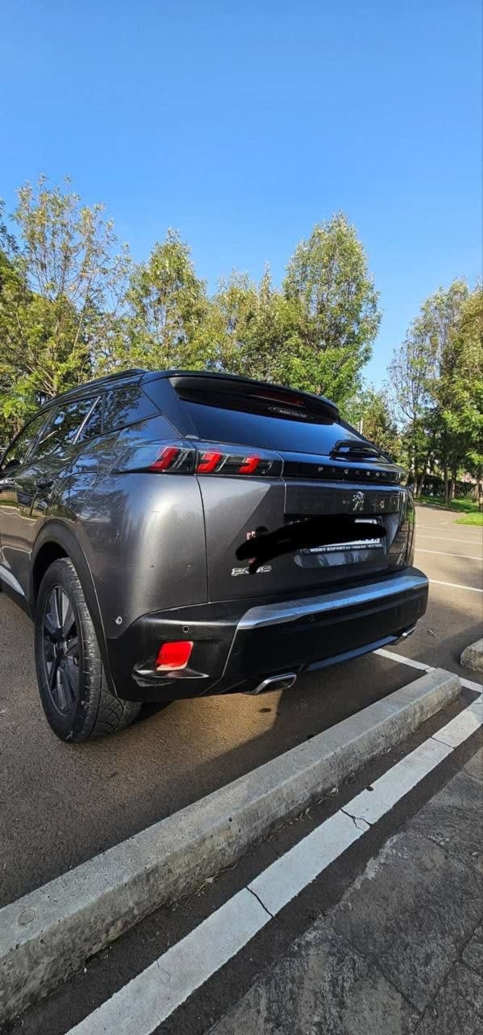 2022 Peugeot 5008 GT line — photo 4