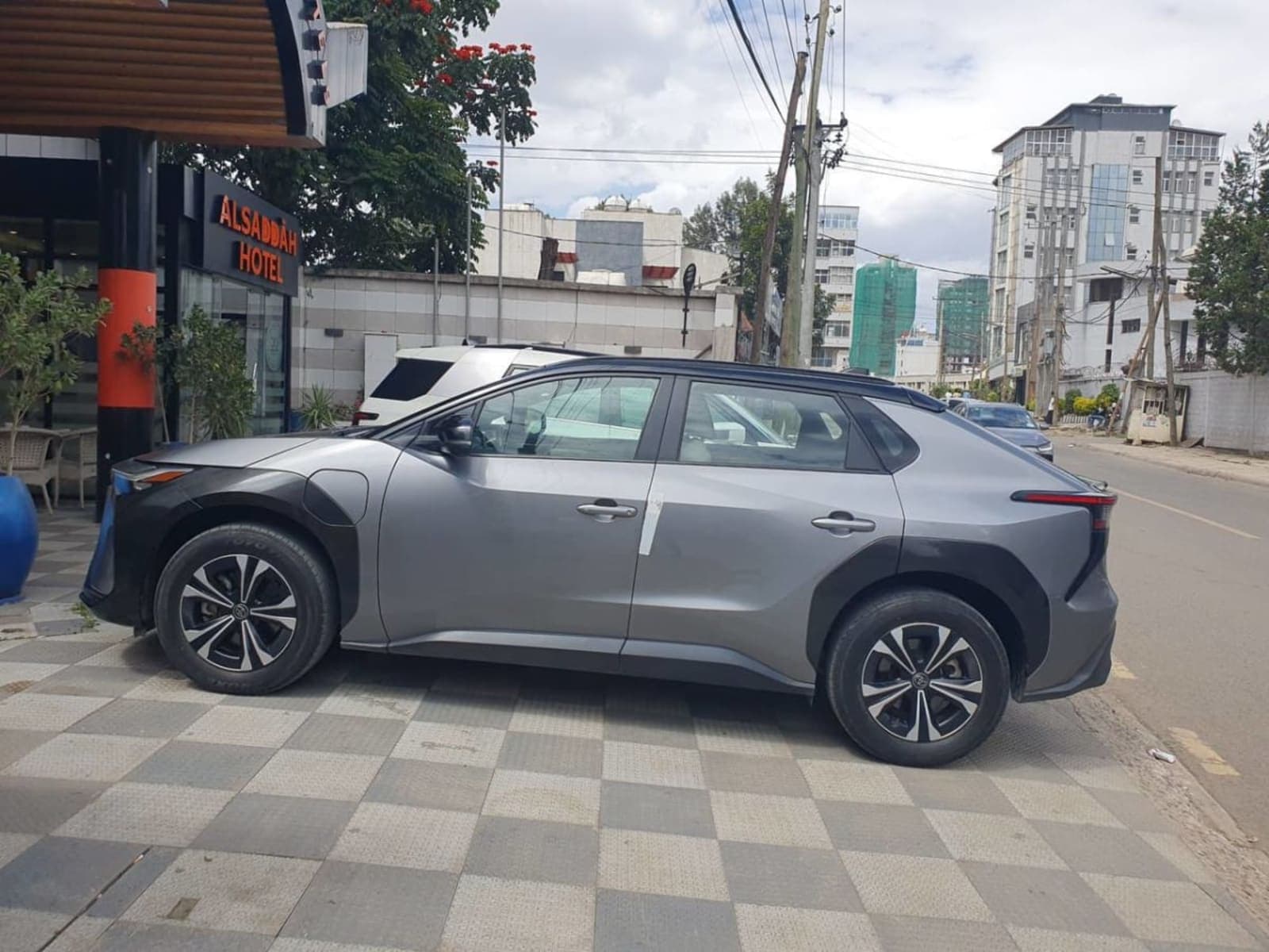 2023 Toyota BZ4X EV — photo 6