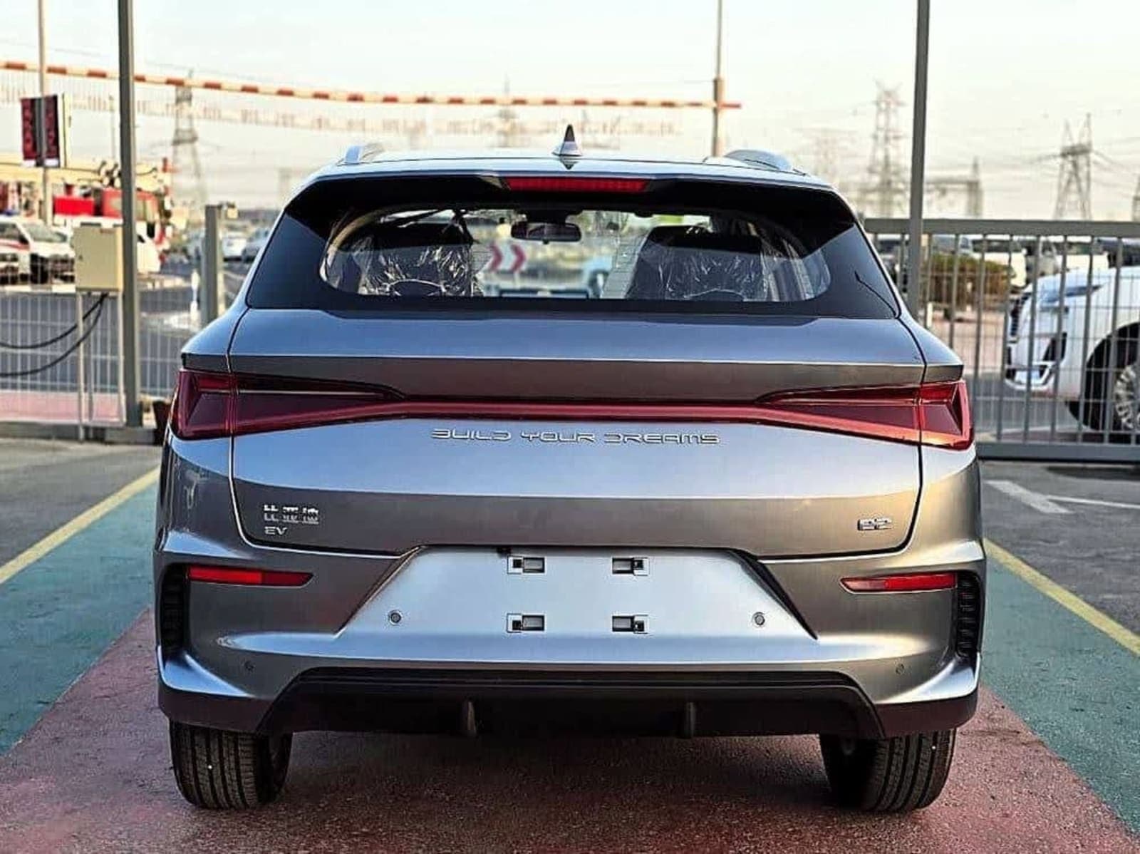 2025 BYD E2 — photo 5