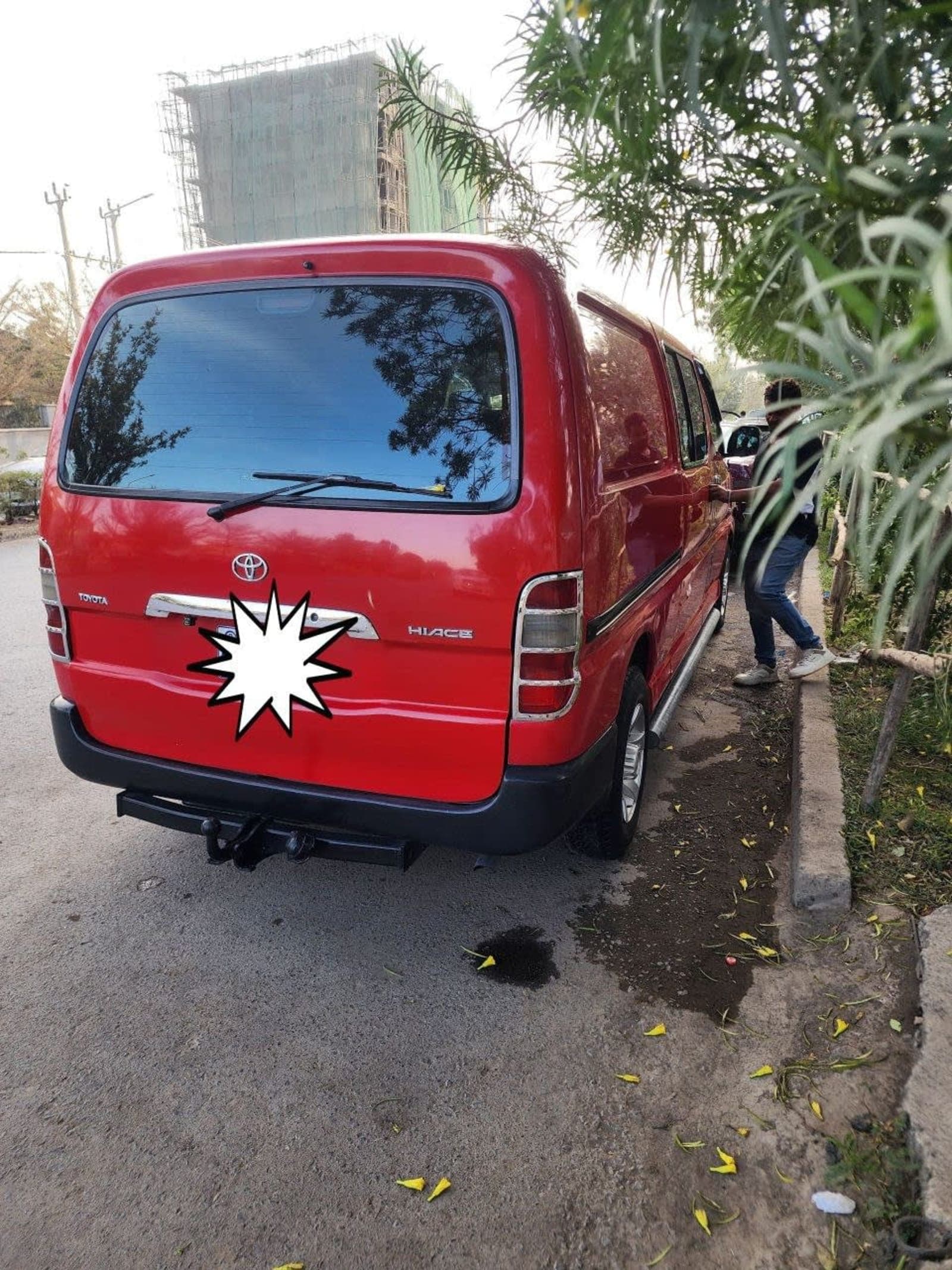 2011 Toyota Sharke — photo 1