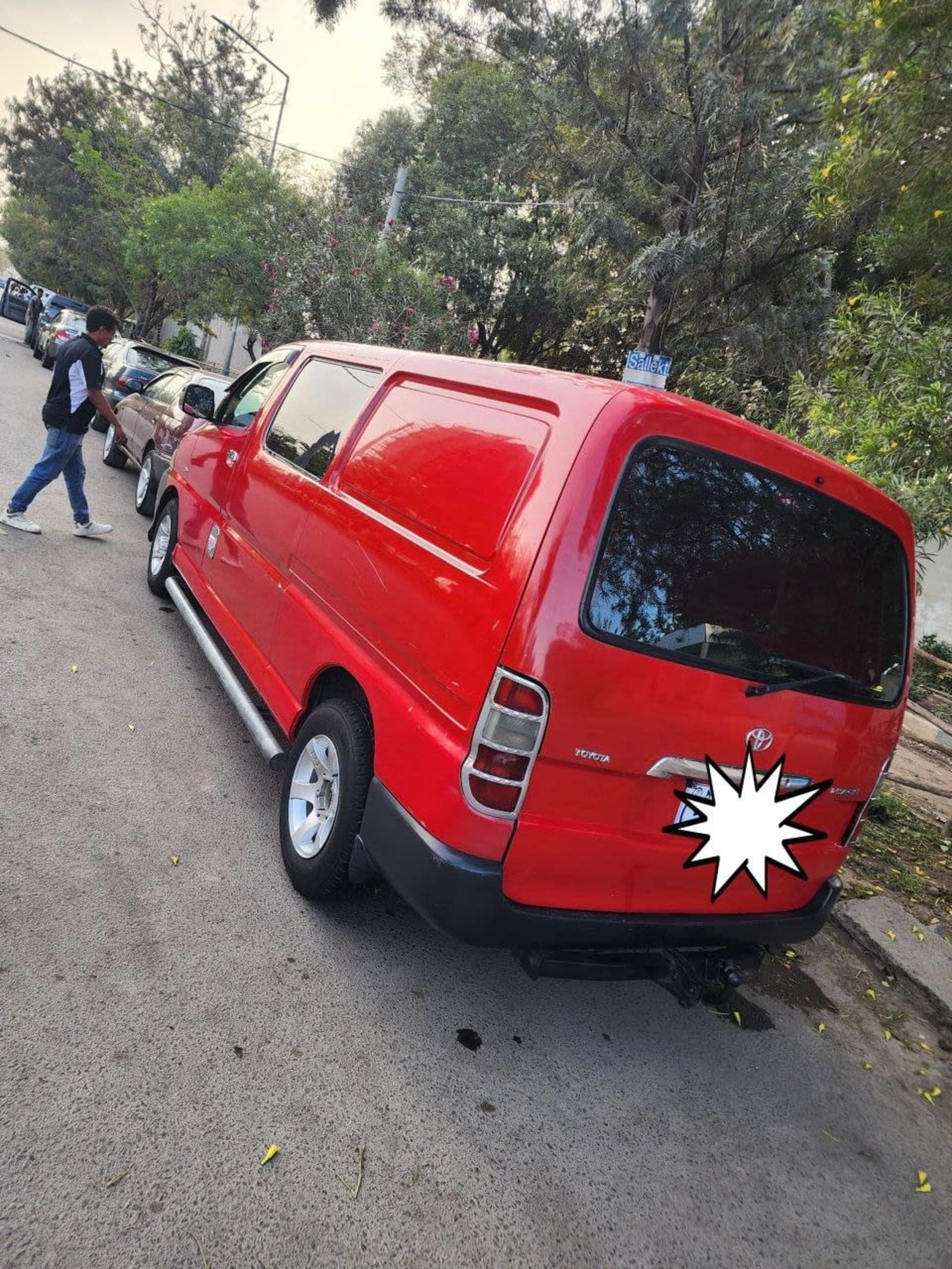 2011 Toyota Sharke — photo 4