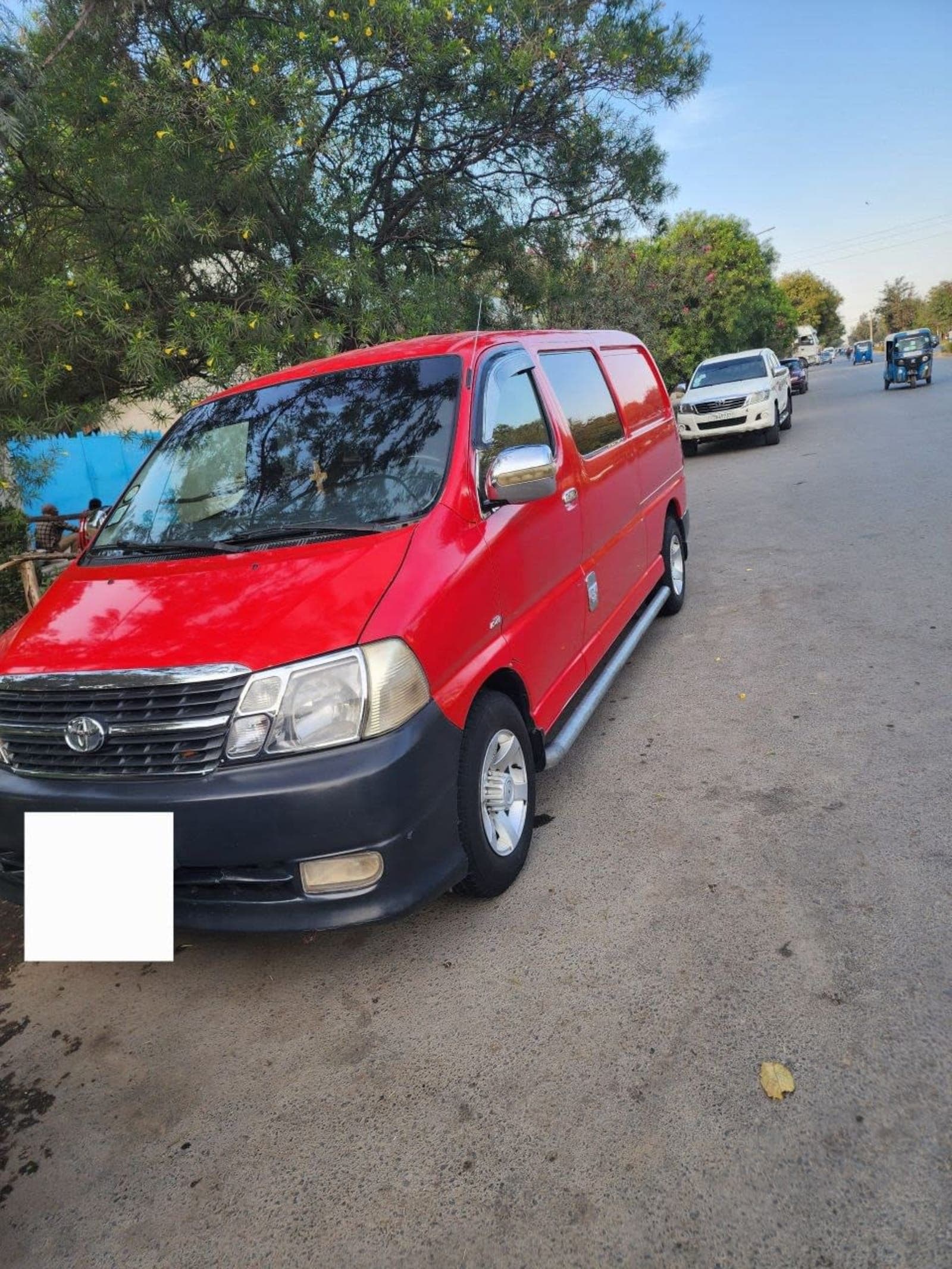 2011 Toyota Sharke — photo 6
