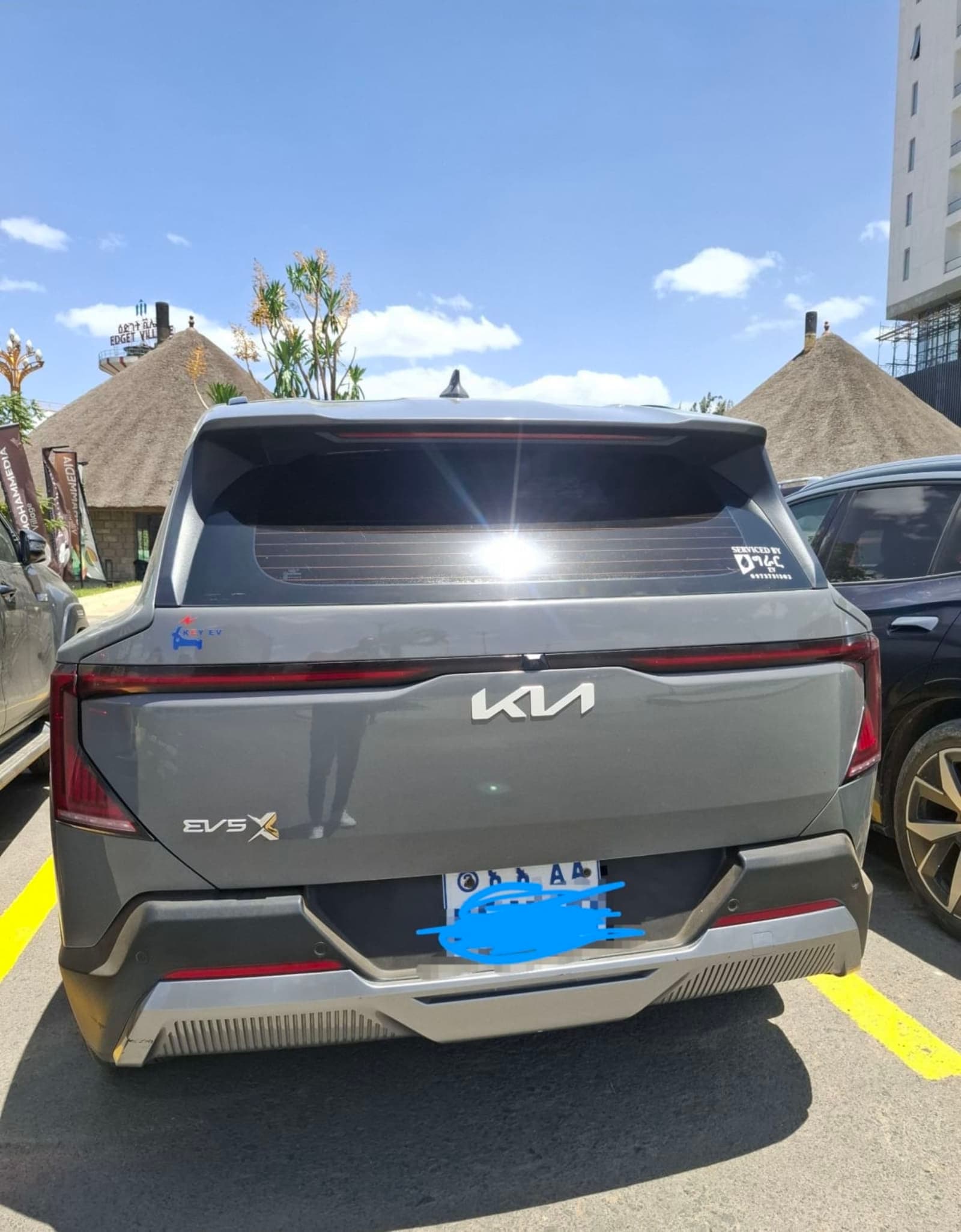 2023 KIA EV5 — photo 2