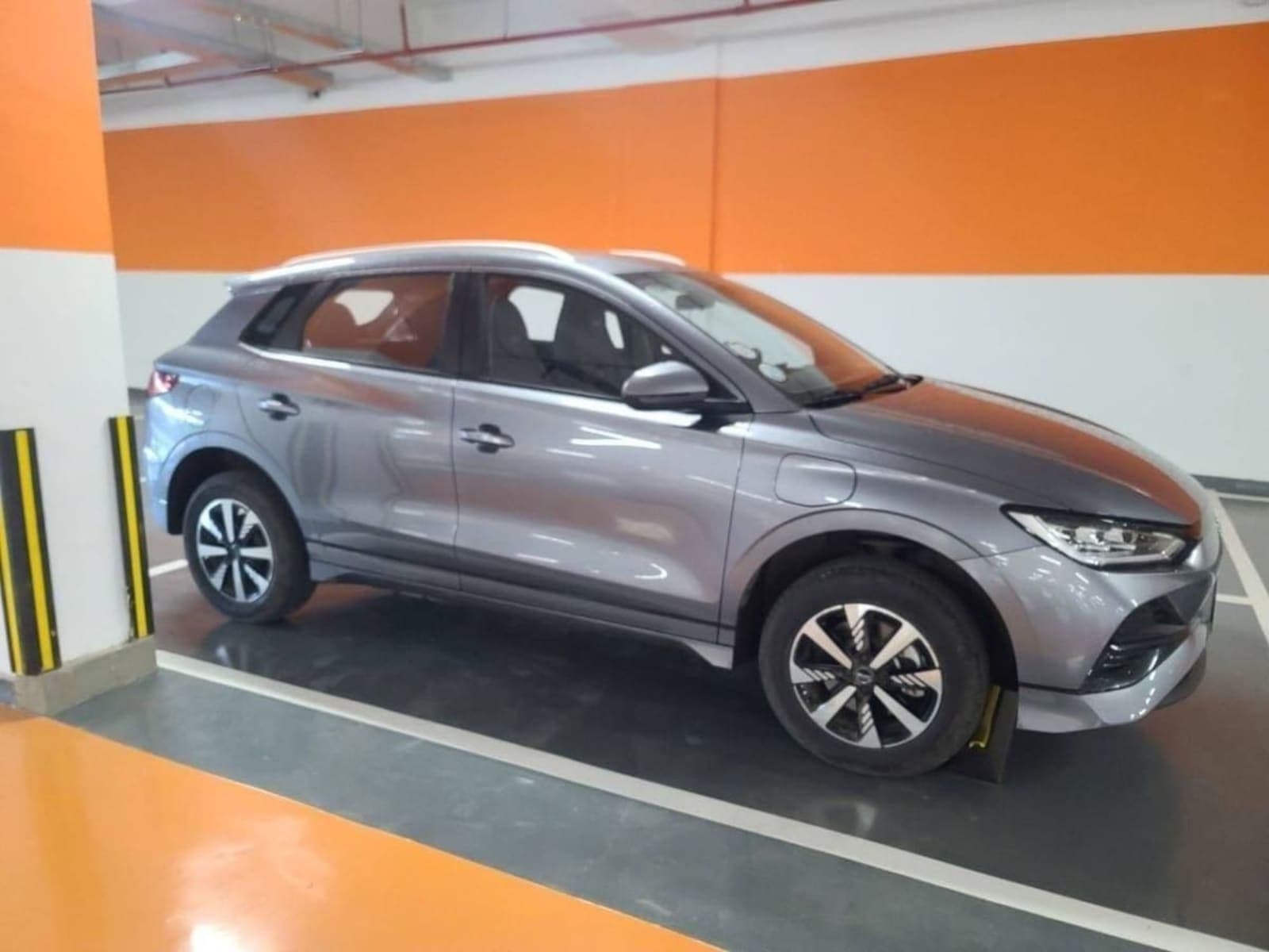 2025 BYD E2 — photo 3