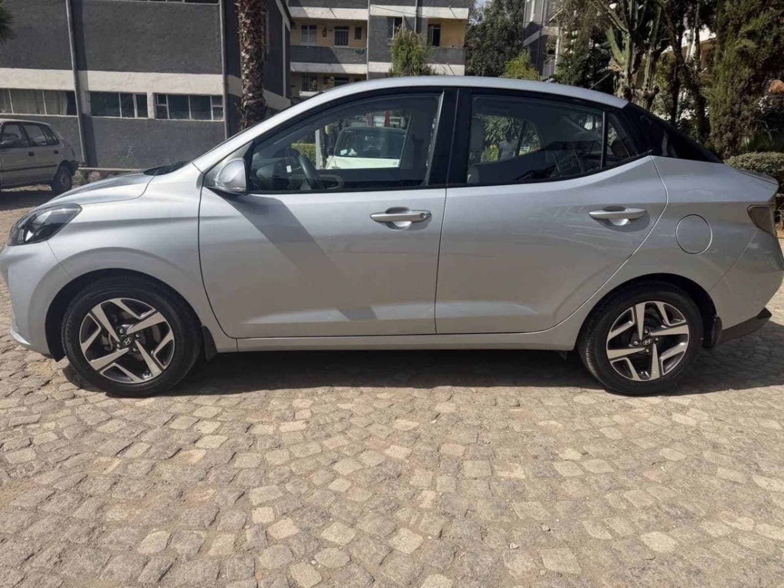 2022 Hyundai Grand i10 — photo 5