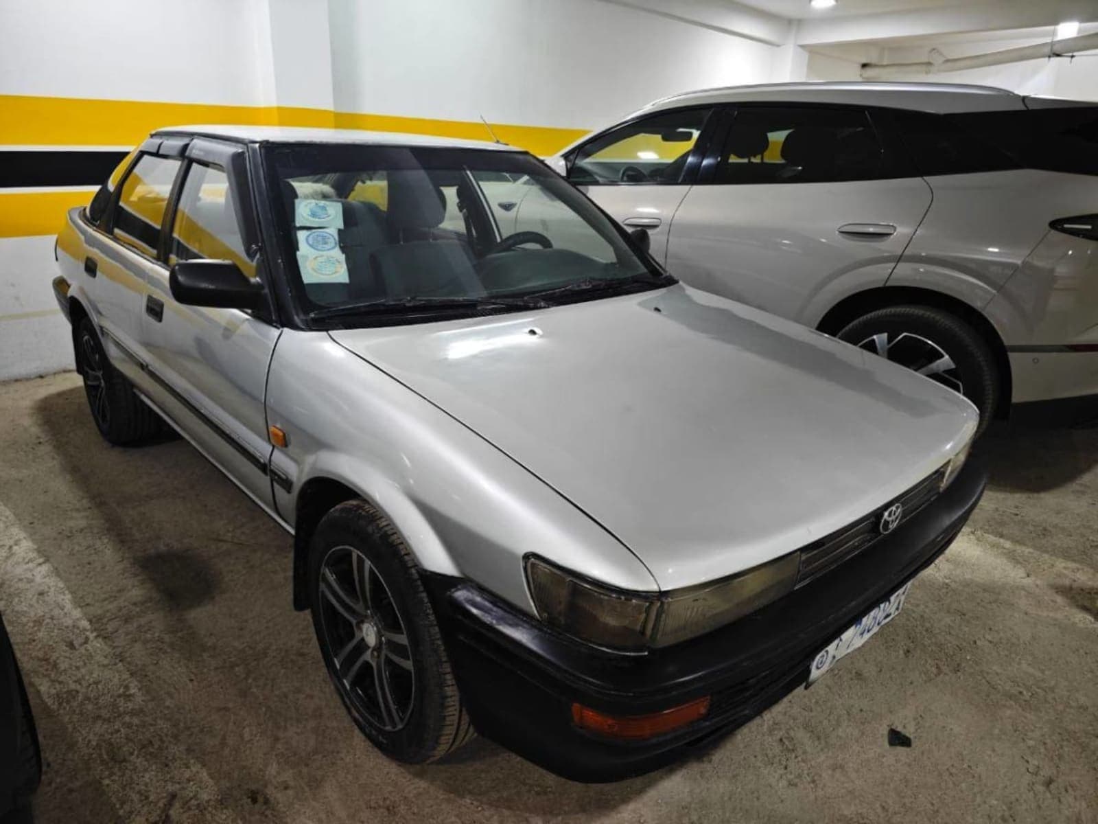 1991 Toyota hatchback โ photo 3