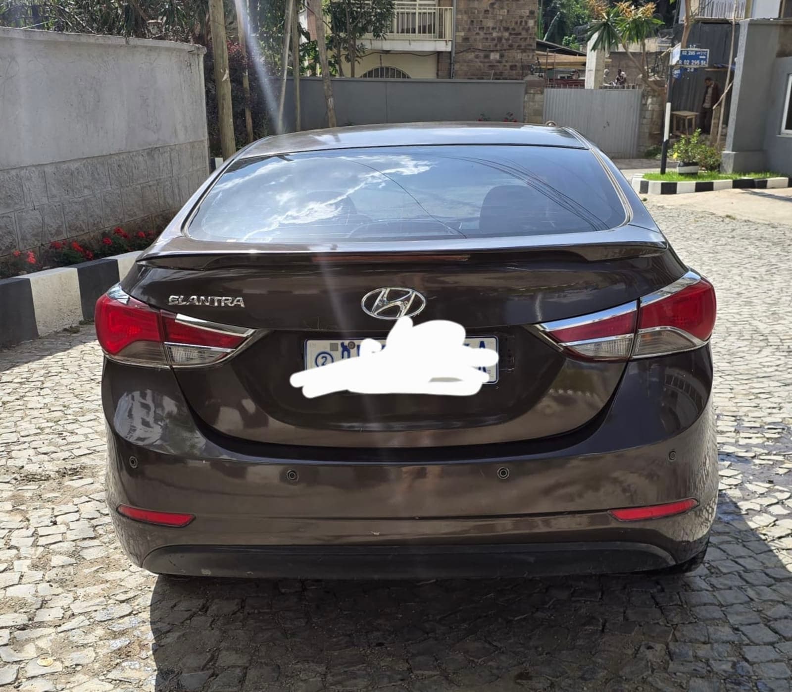 2014 Hyundai Elantra — photo 4