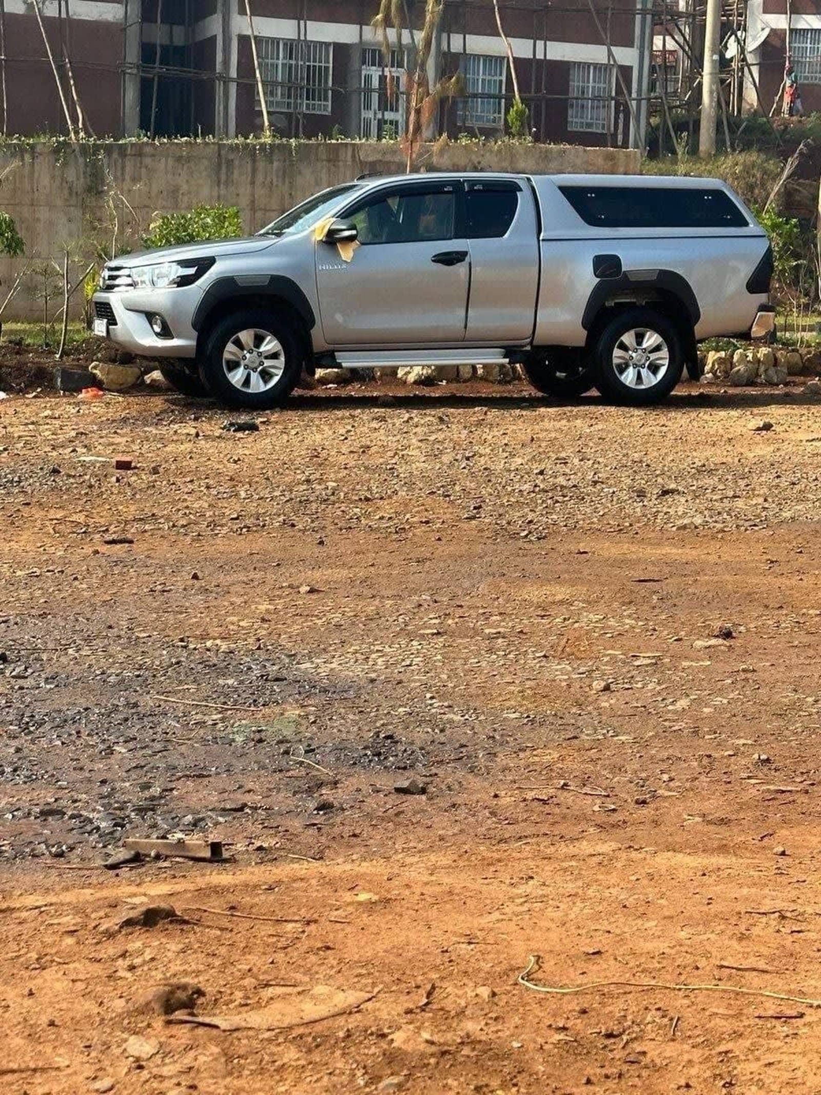 2017 Toyota Hilux Revo — photo 3