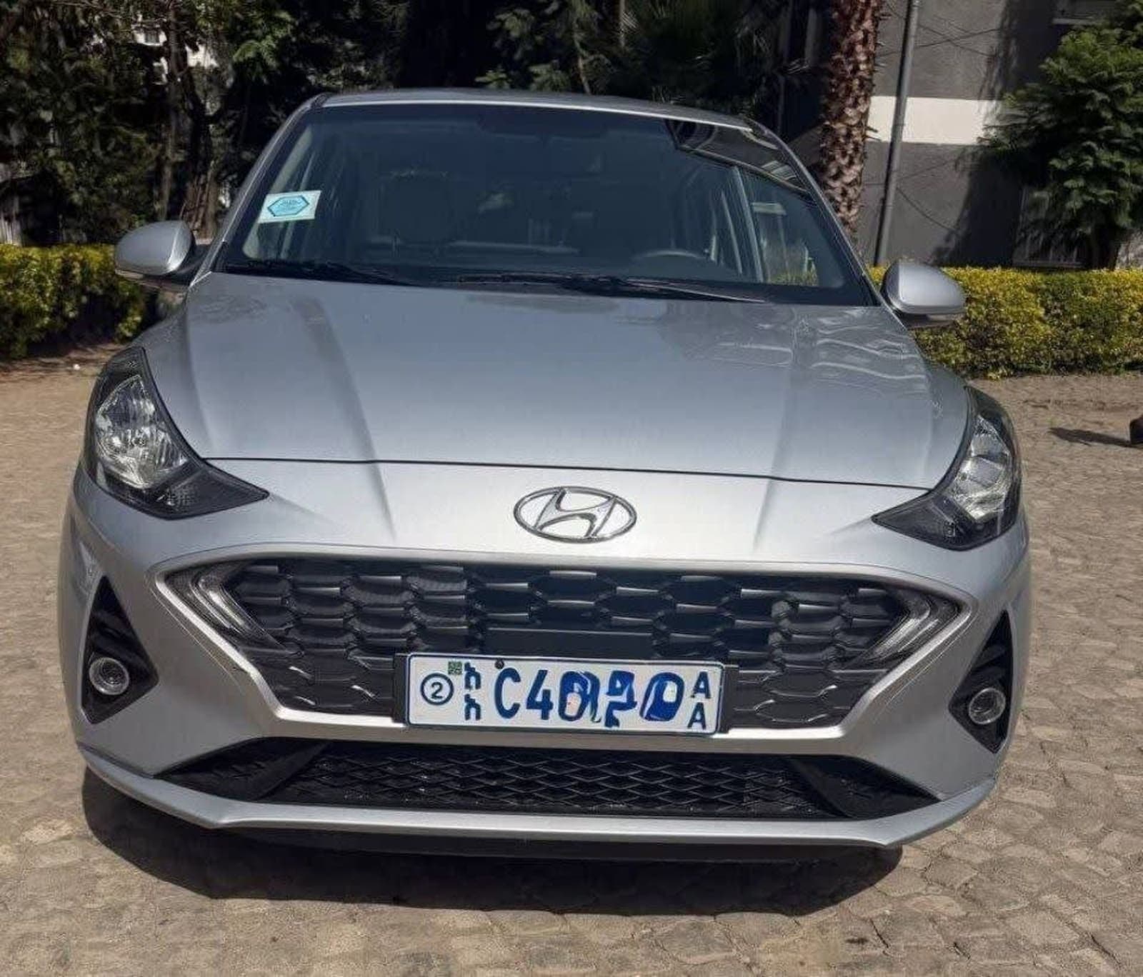 2022 Hyundai Grand i10 — photo 3