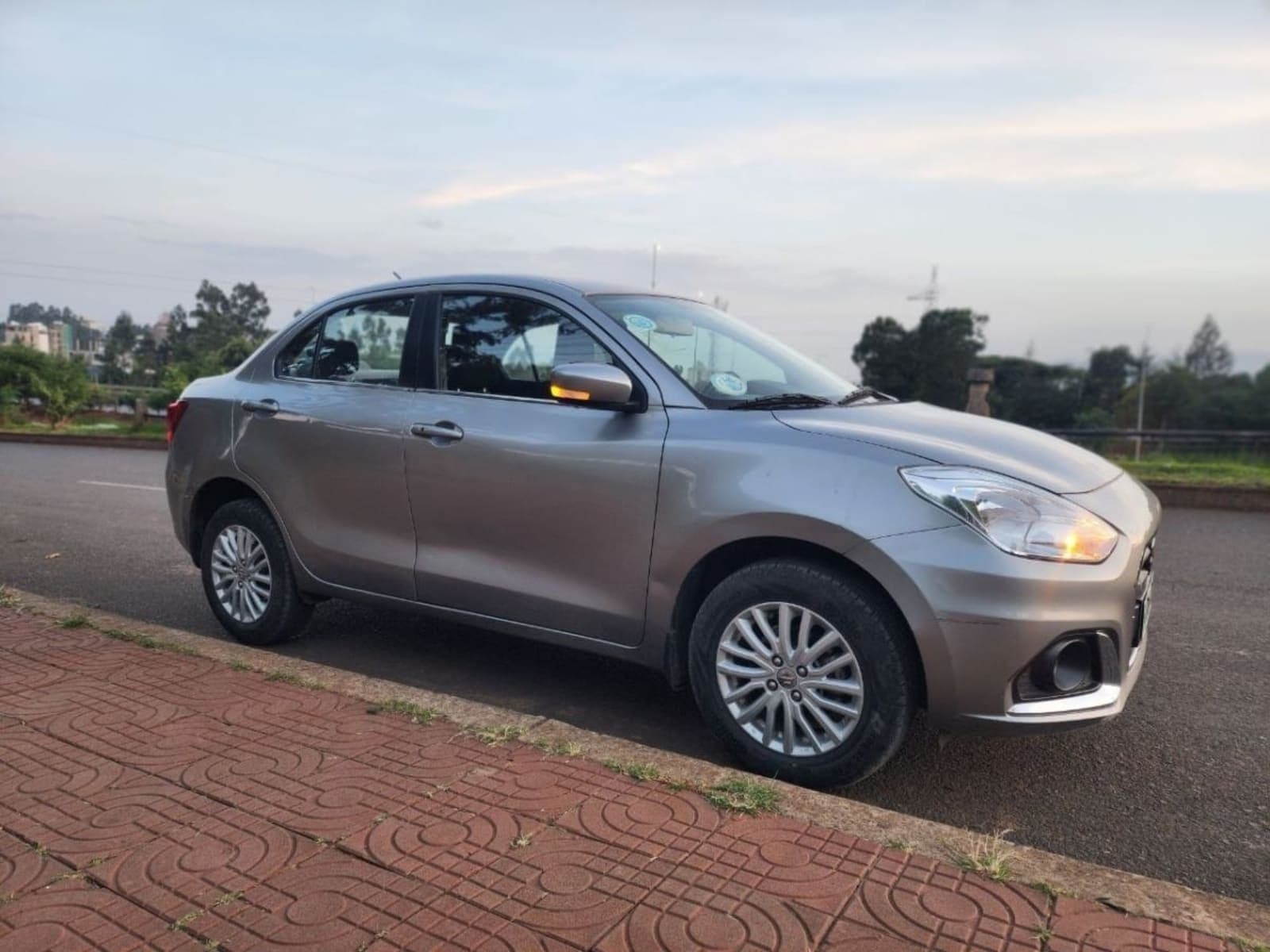 2022 Suzuki Dzire — photo 1