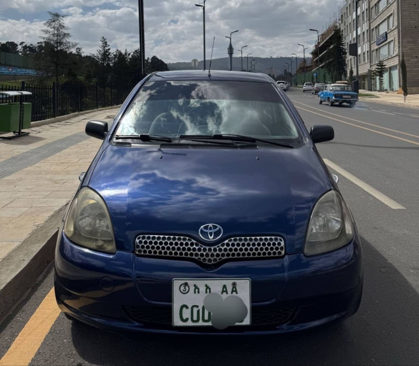 1999 Toyota Vitz Yaris