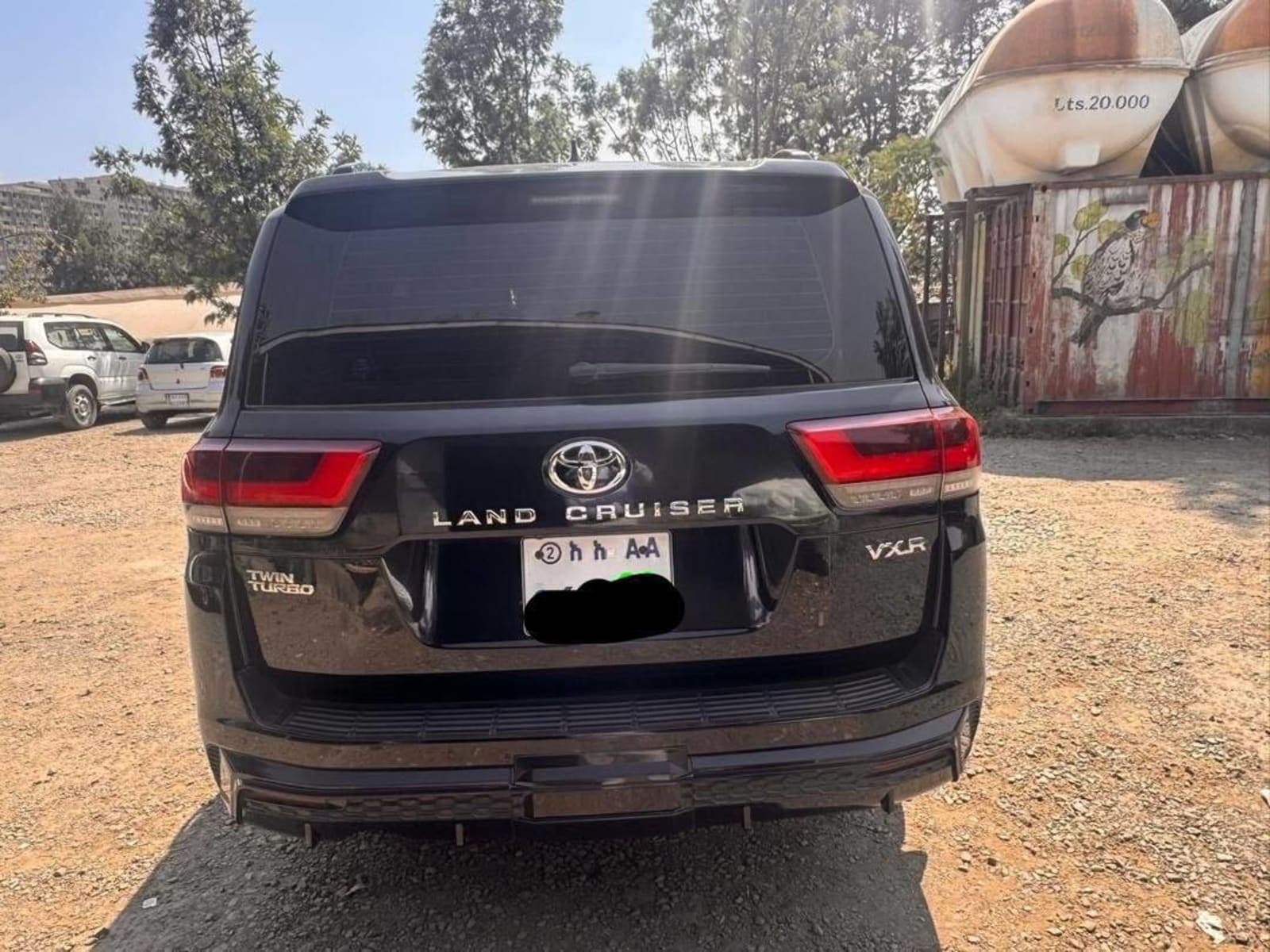 2023 Toyota Land Cruiser VXR — photo 3