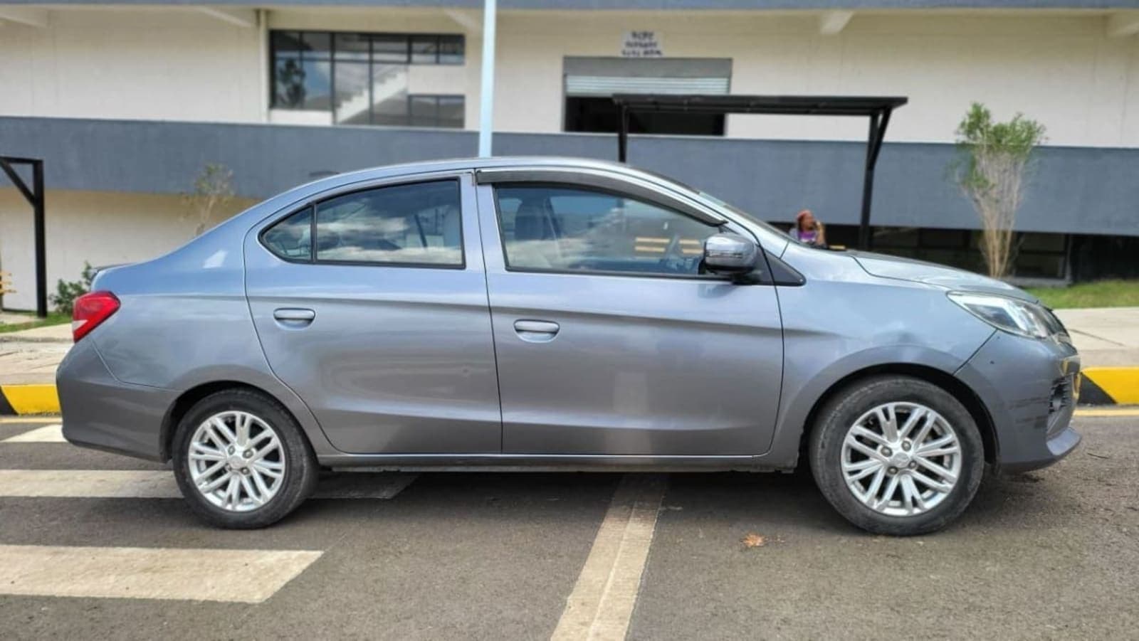 2022 Mitsubishi Attrage — photo 3