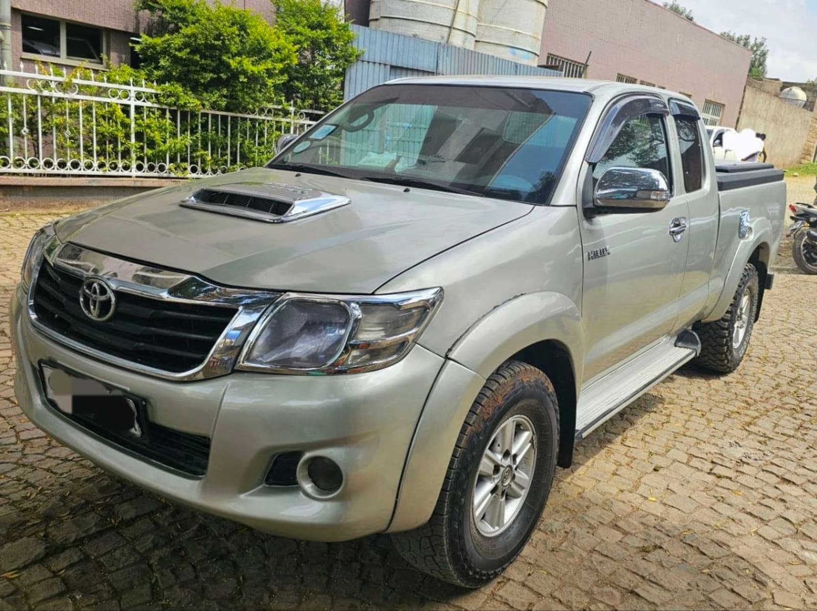 2013 Toyota Hilux Extra Cab — photo 7