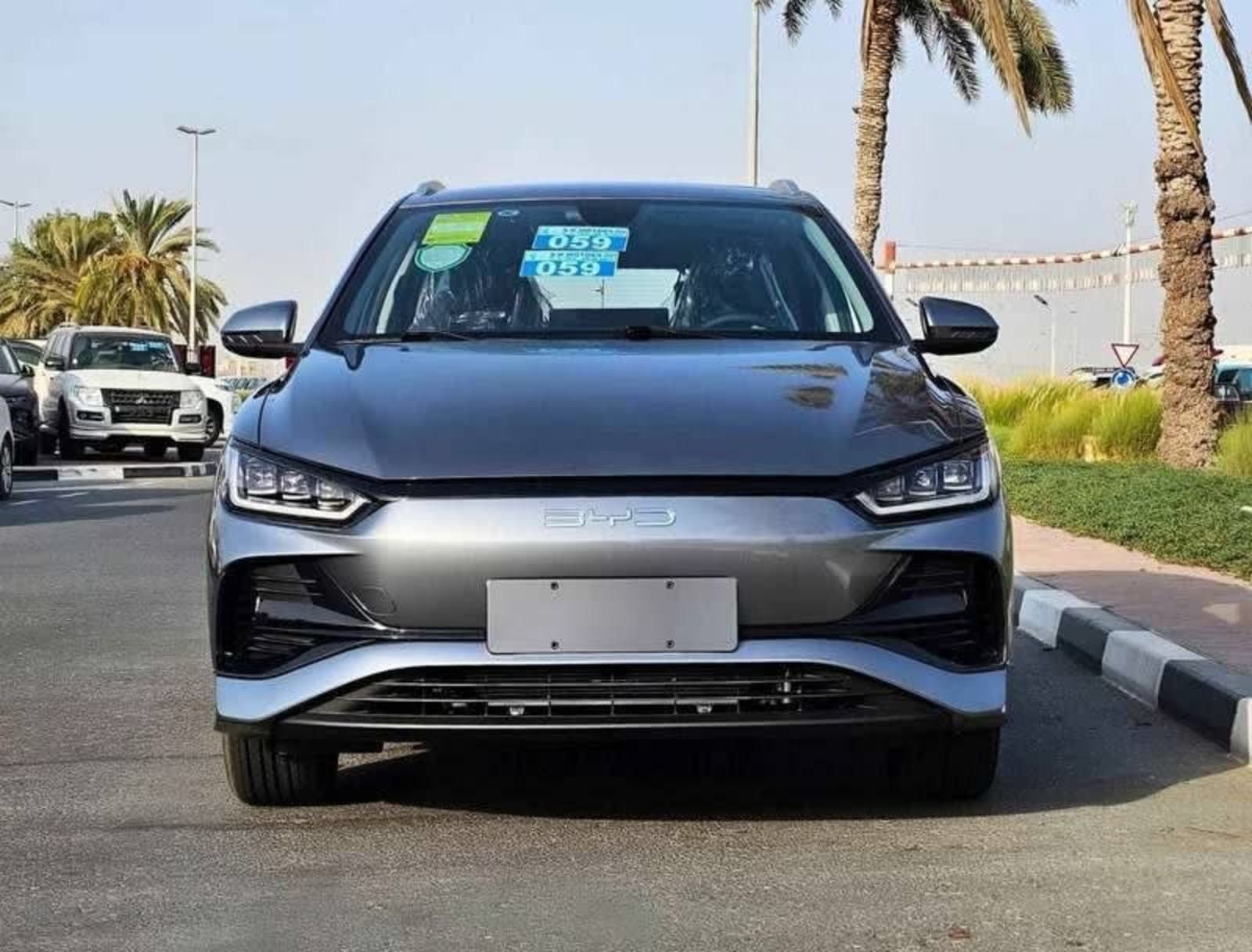 2025 BYD E2 — photo 5