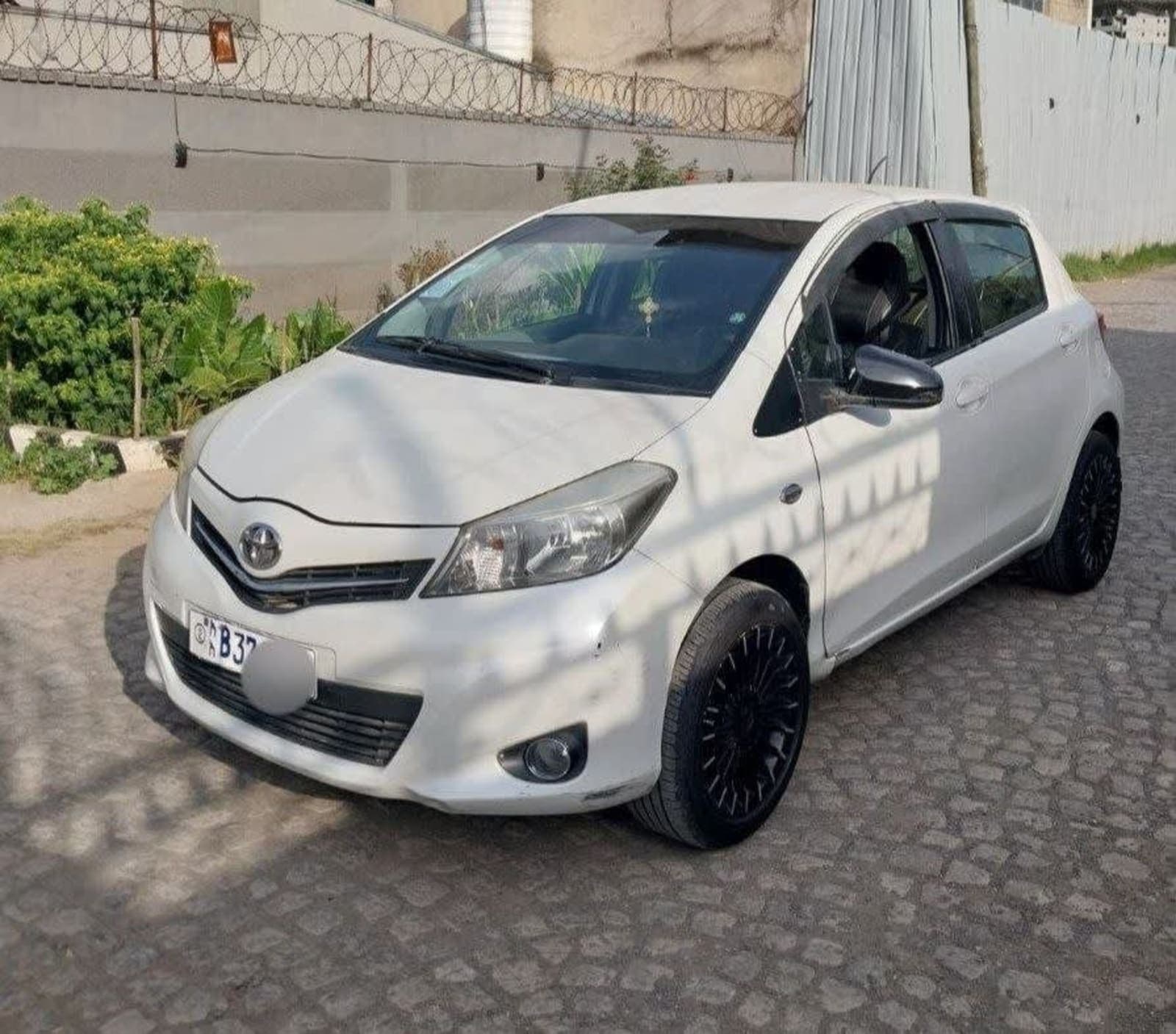 2014 TOYOTA YARIS