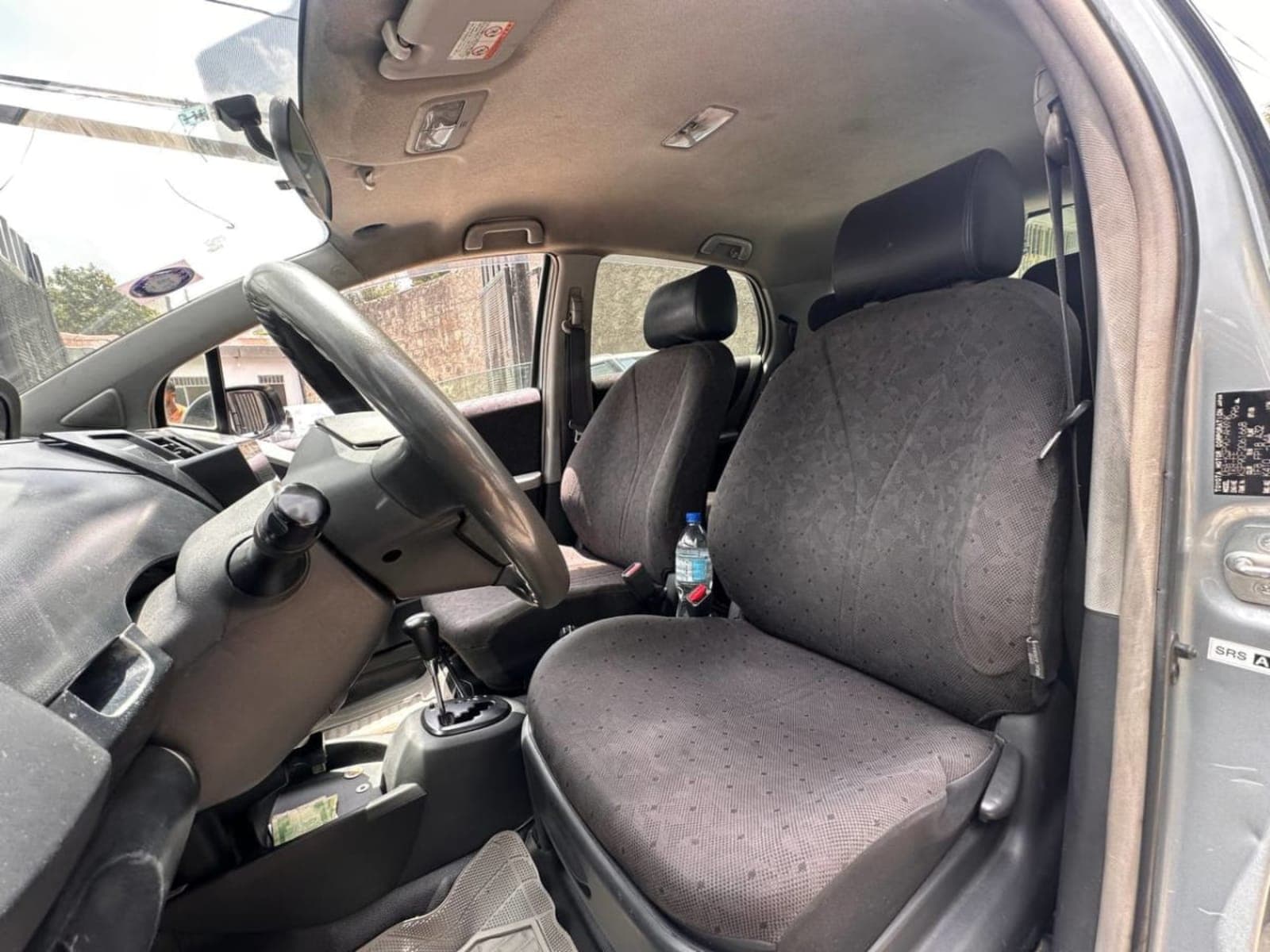 2008 Toyota Yaris Compact — photo 5