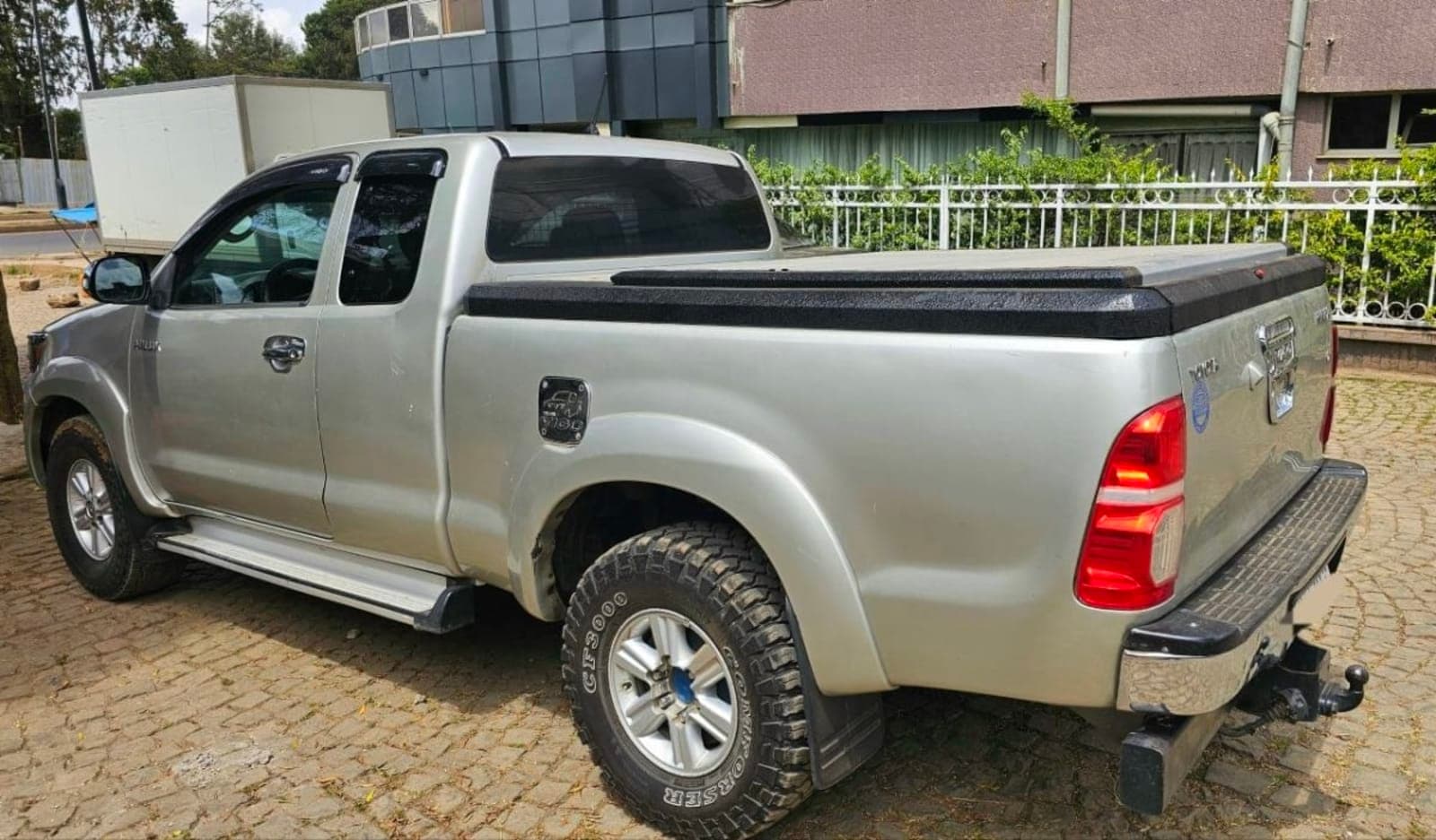 2013 Toyota Hilux — photo 5