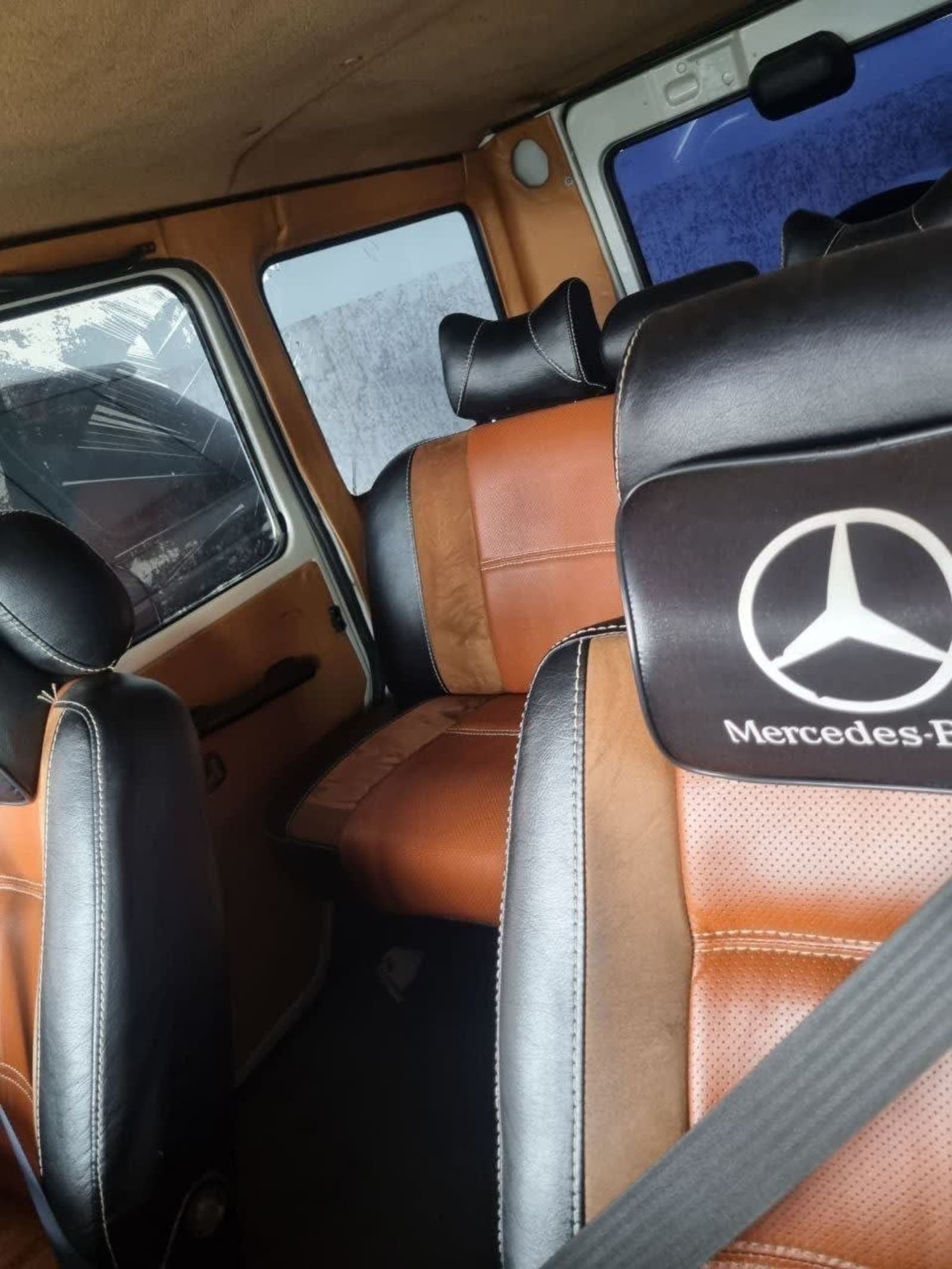 2000 Mercedes E200 — photo 6