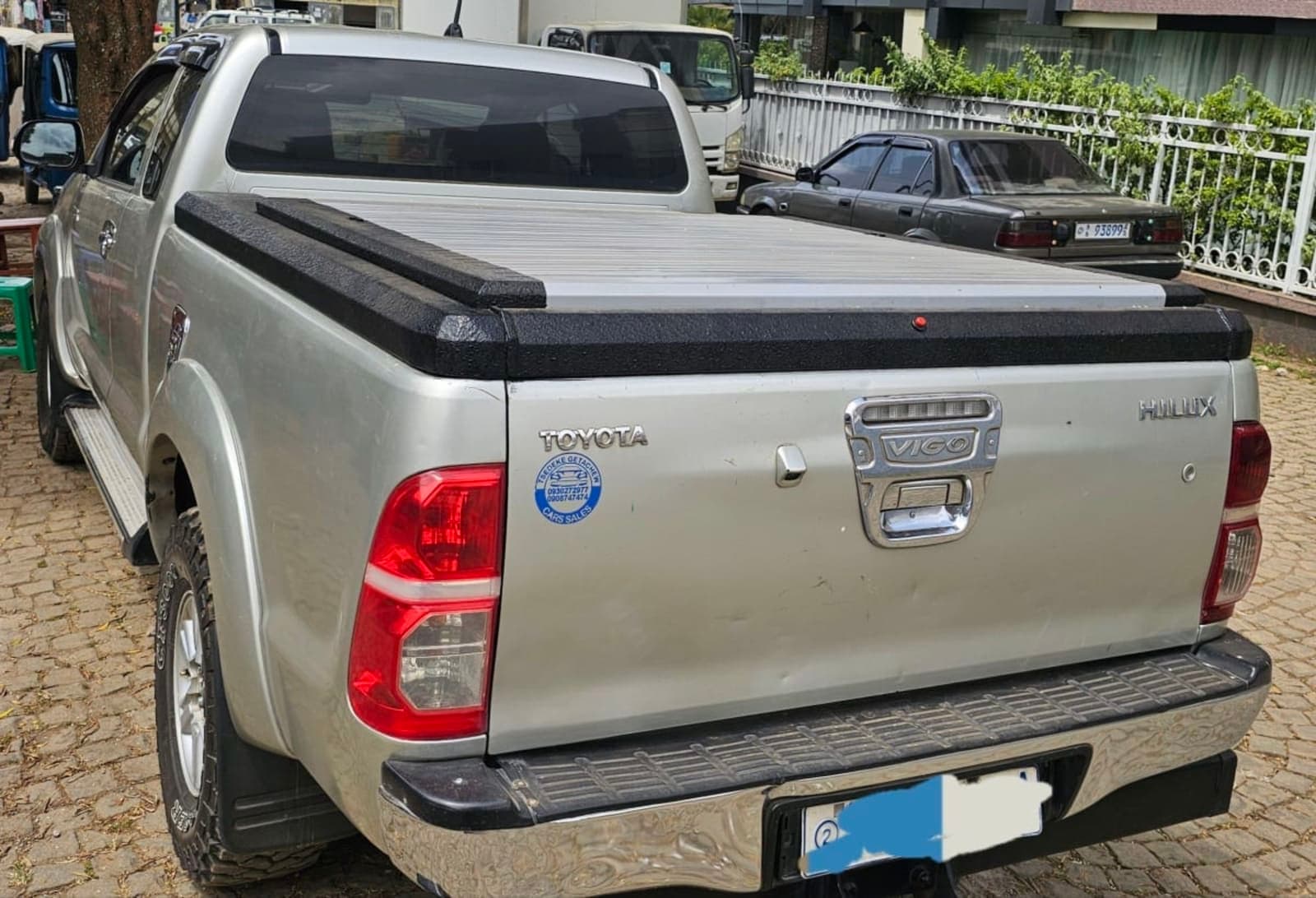 2013 Toyota Hilux — photo 8