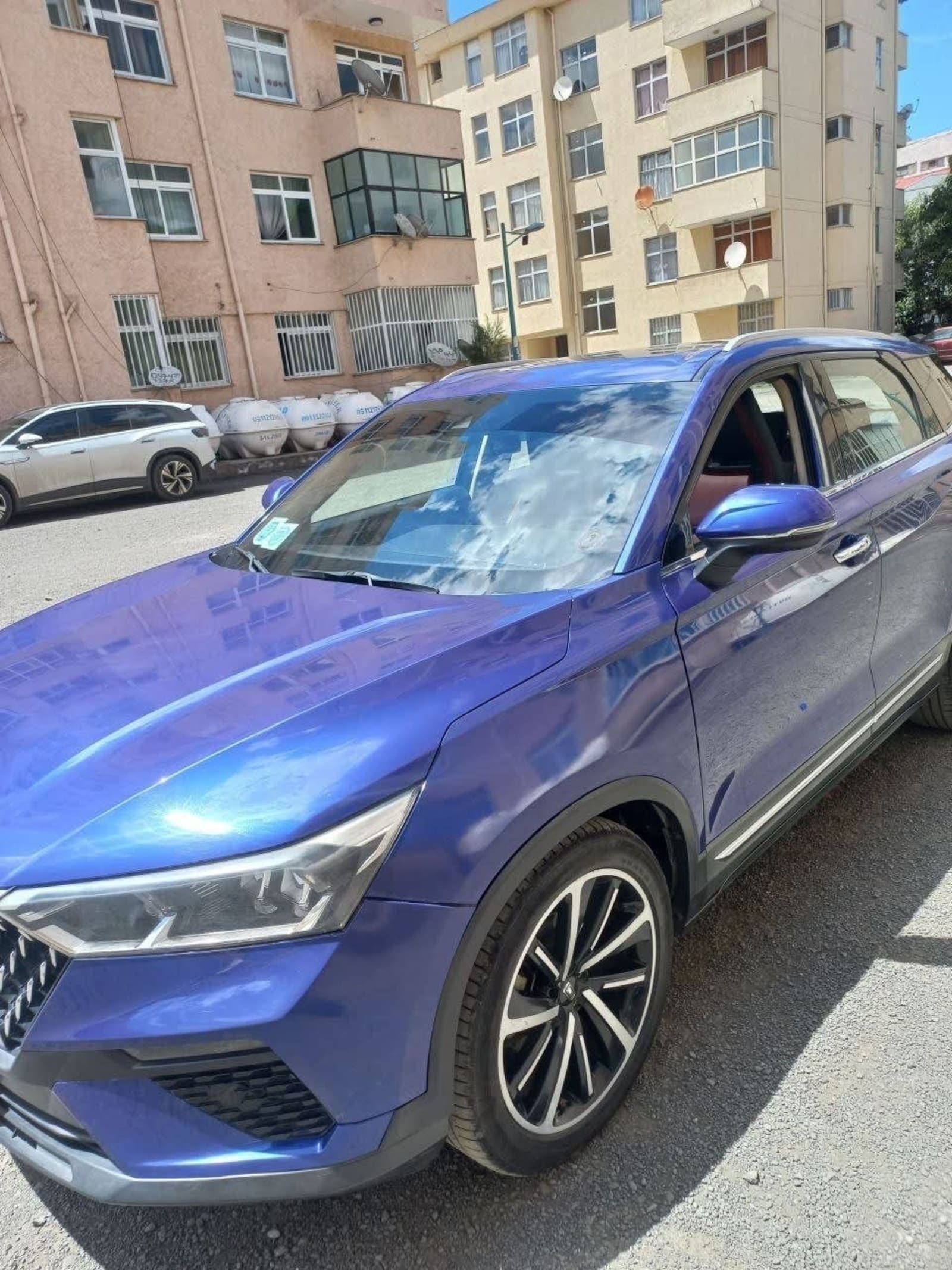 2022 FAW Bestune T77 — photo 5