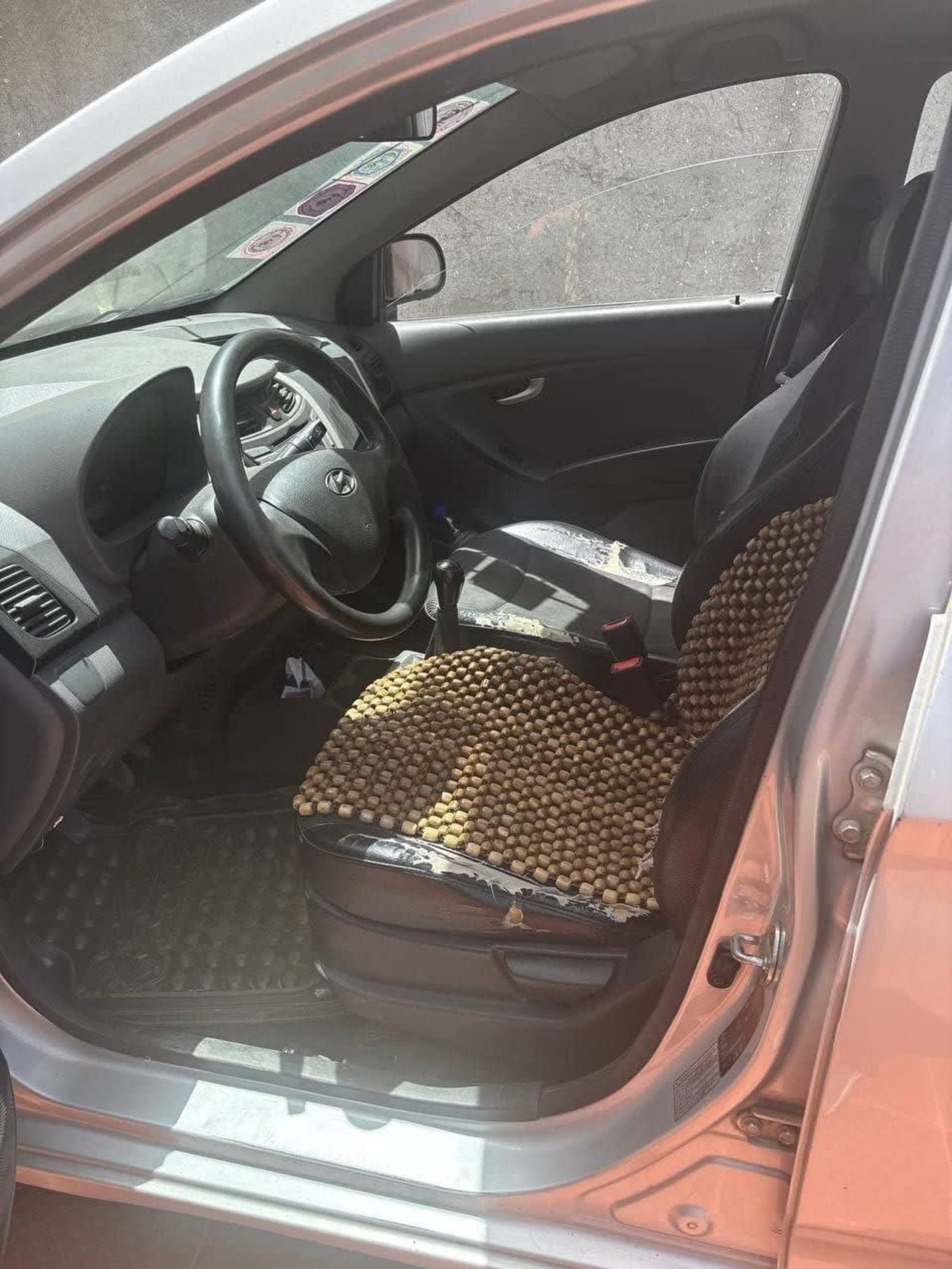 2015 HYUNDAI EON — photo 4