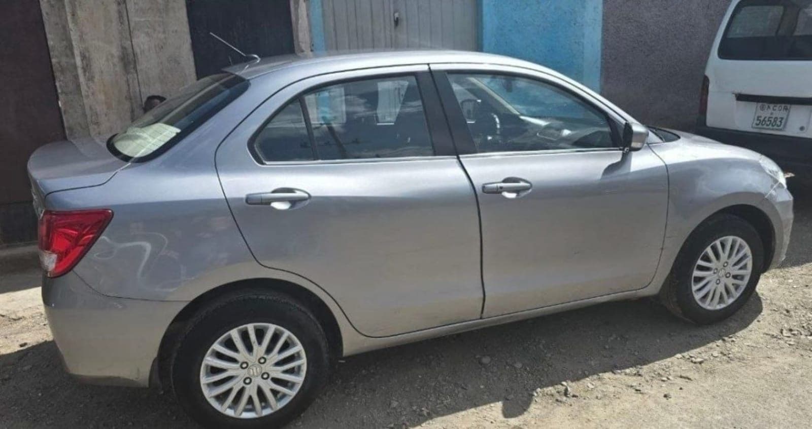 2022 Suzuki Dzire — photo 2