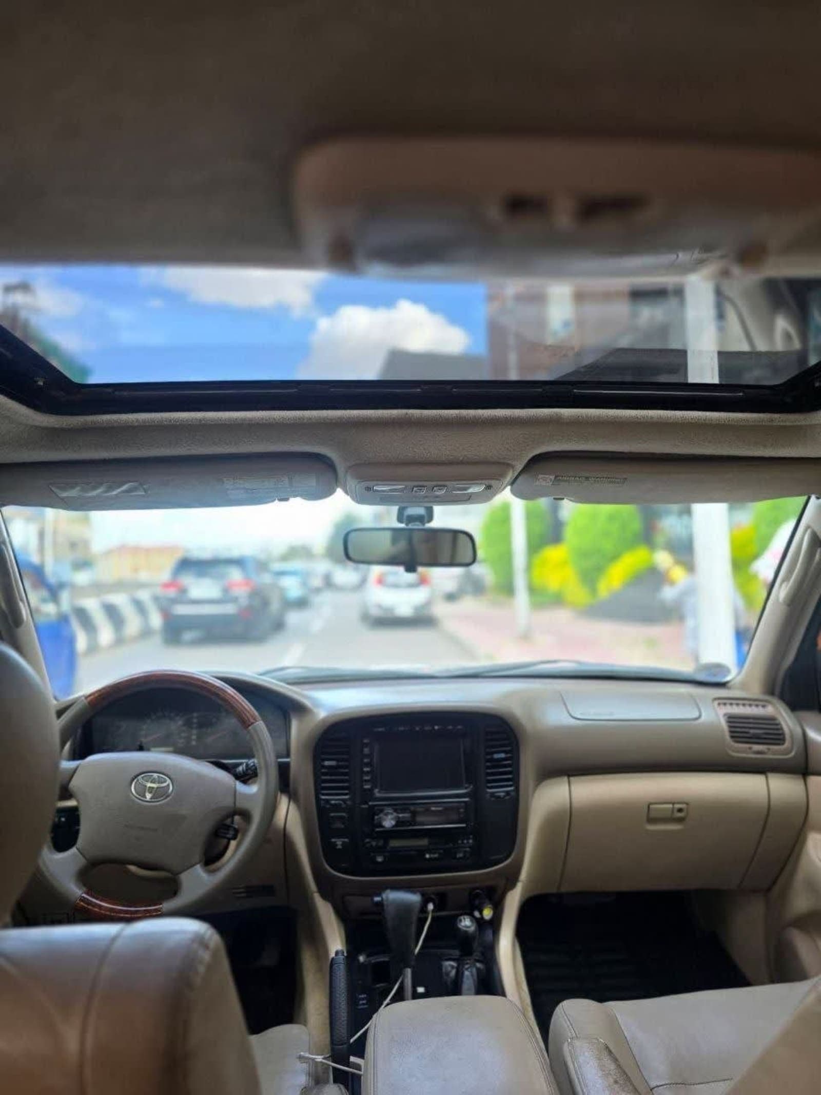 2002 Toyota Land Cruiser 105 — photo 2
