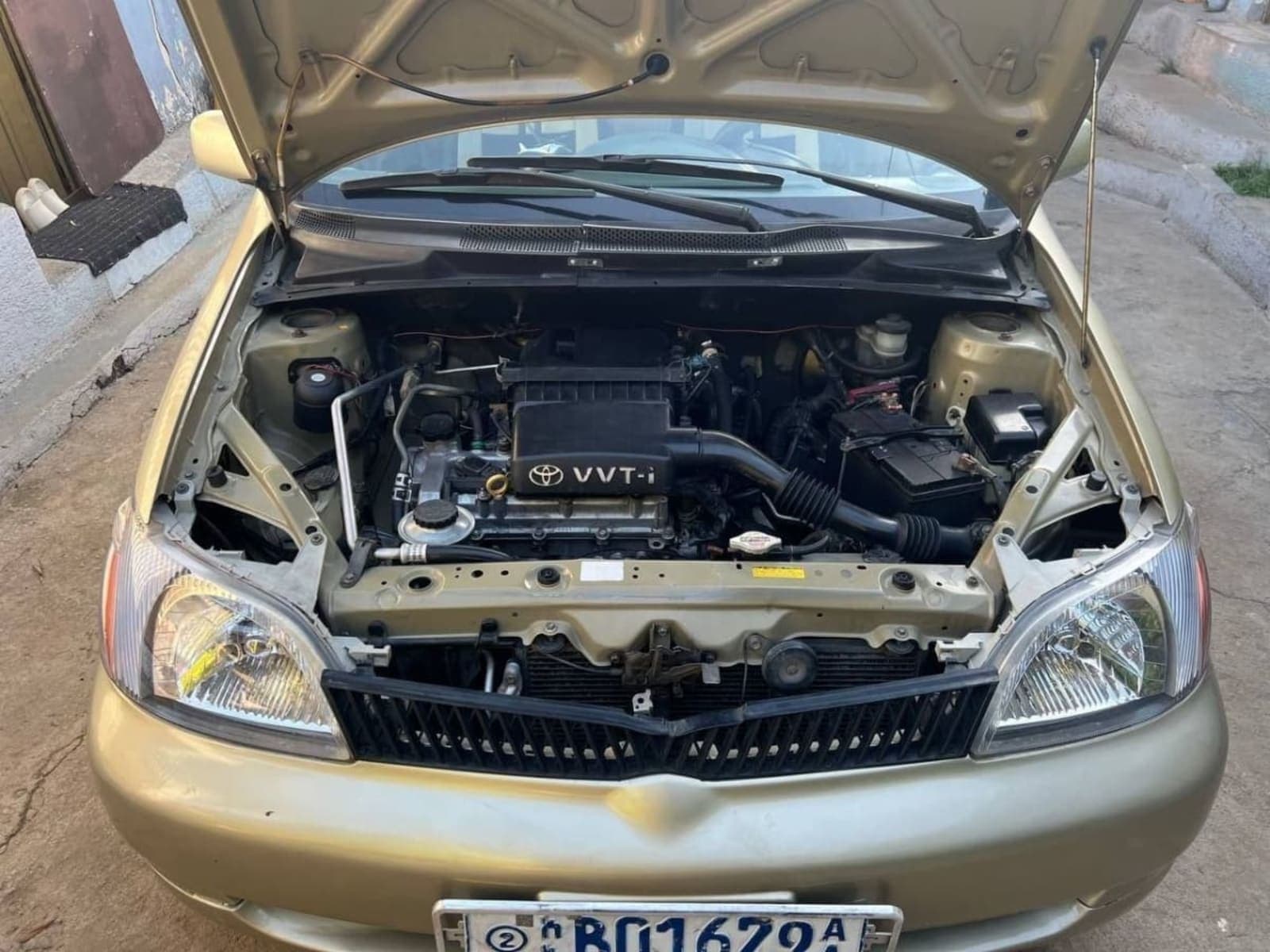 2001 Toyota Platz — photo 5