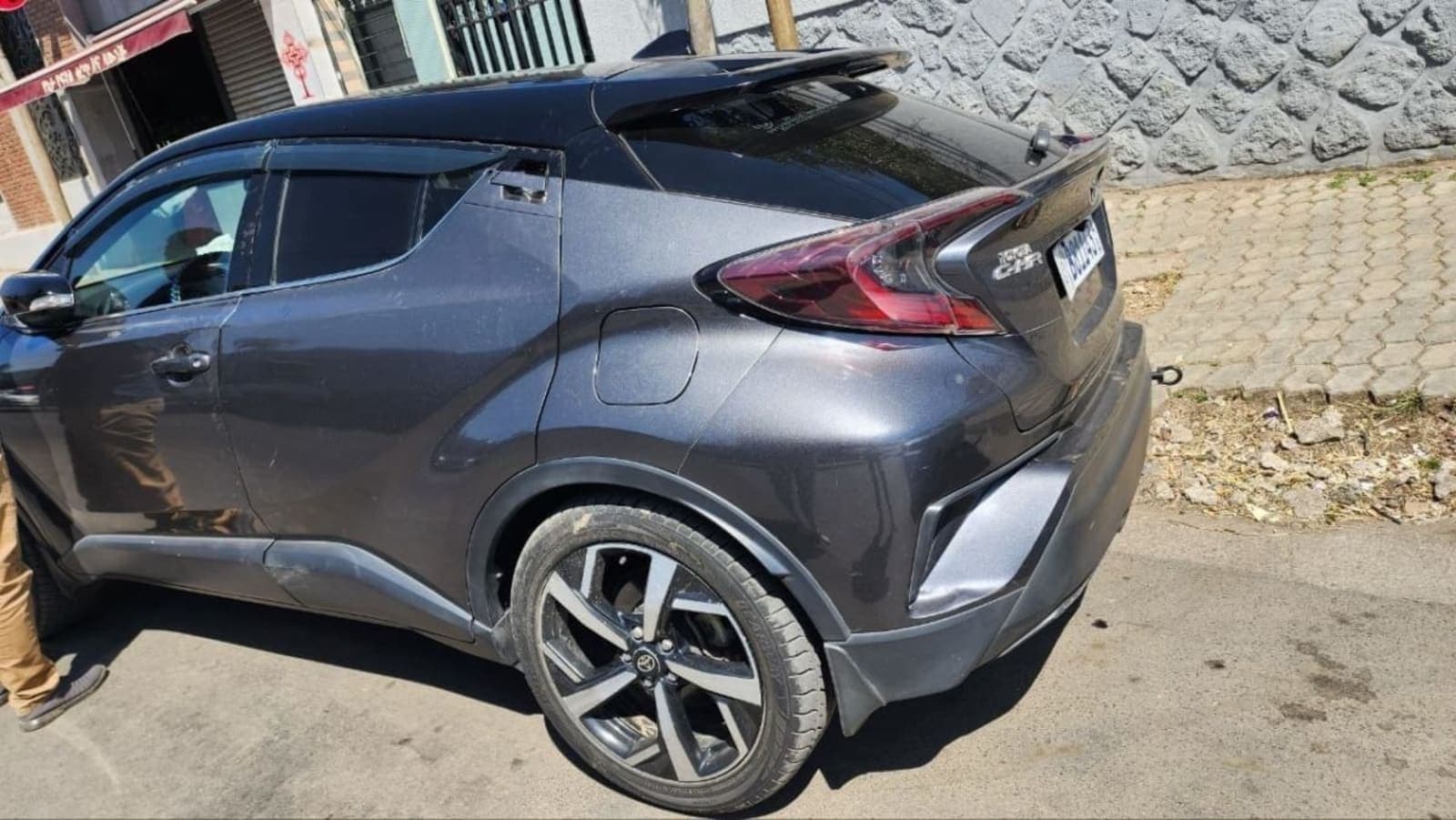 2020 Toyota CHR — photo 2