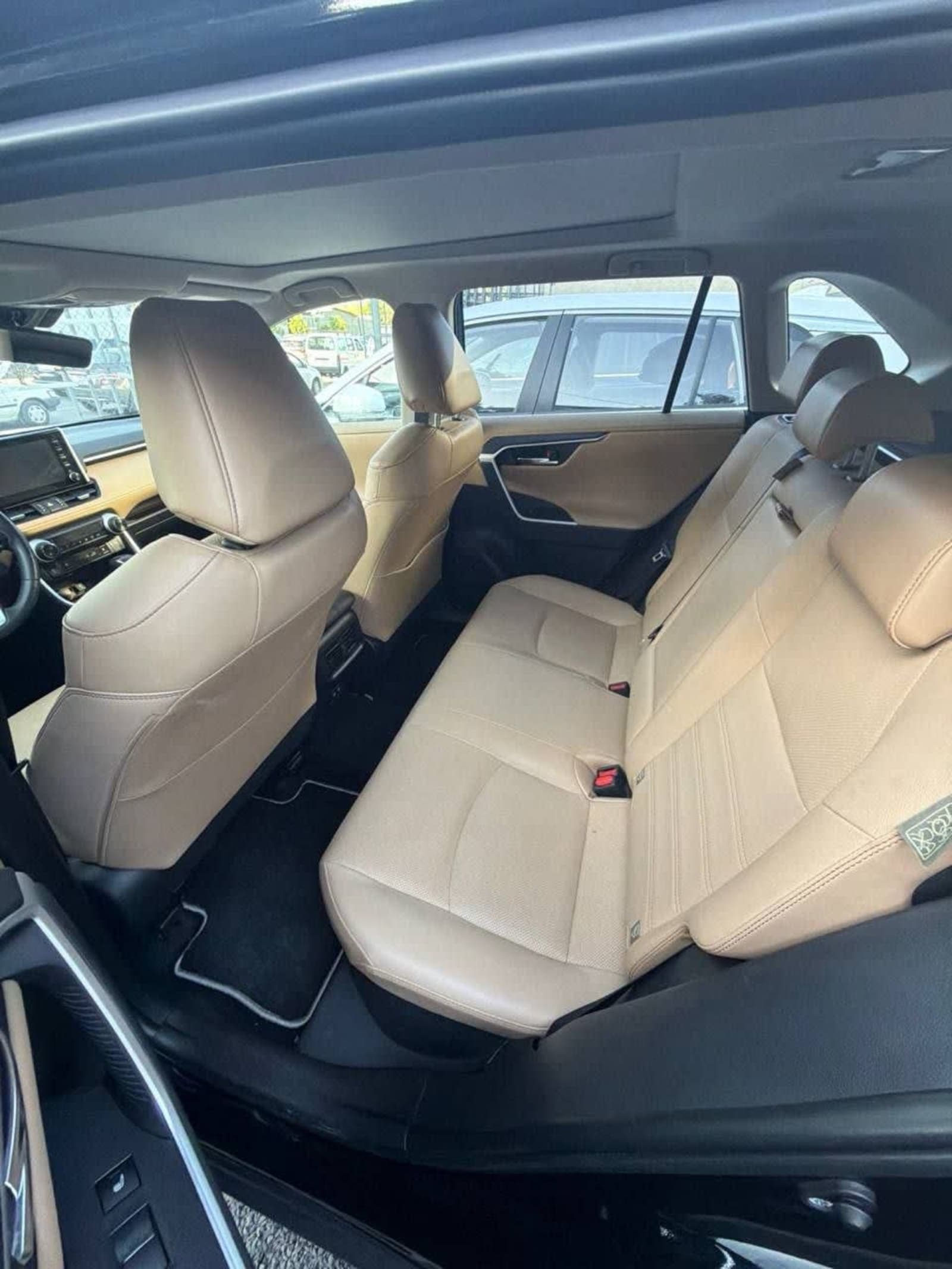 2023 Toyota Rav4 Hybrid — photo 3