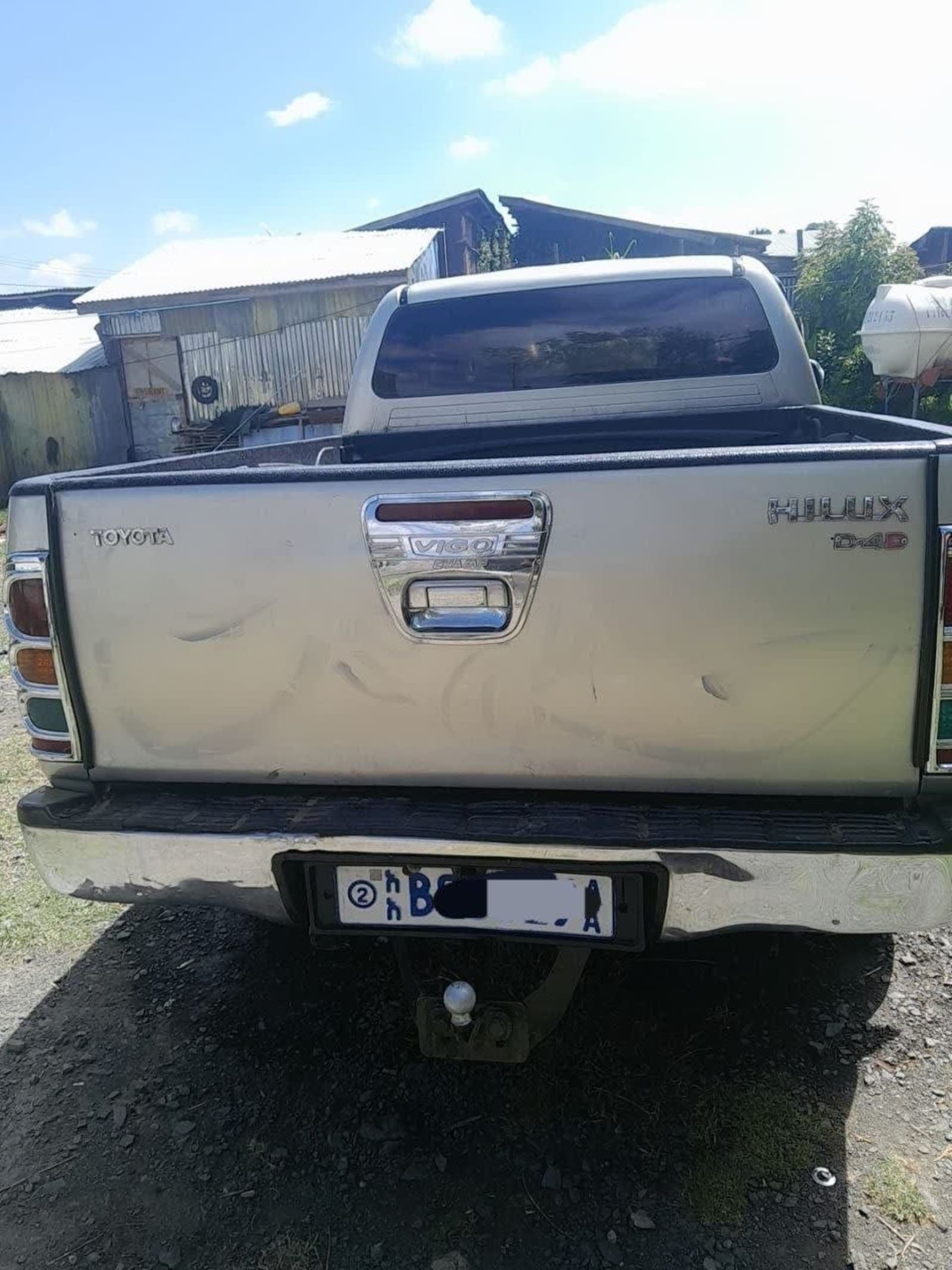 2006 Toyota Hilux Kin-Cap