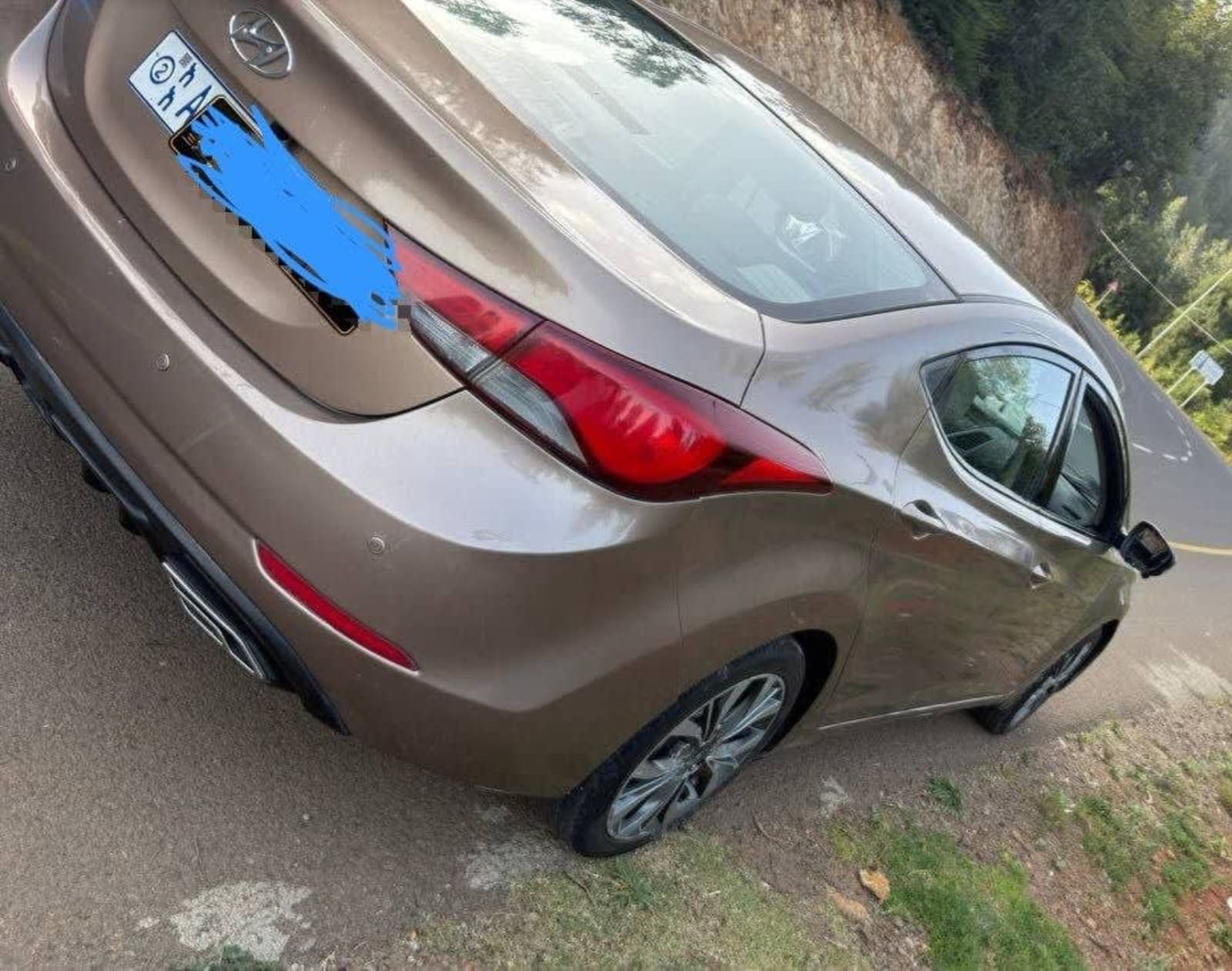 2014 Hyundai Elantra — photo 4