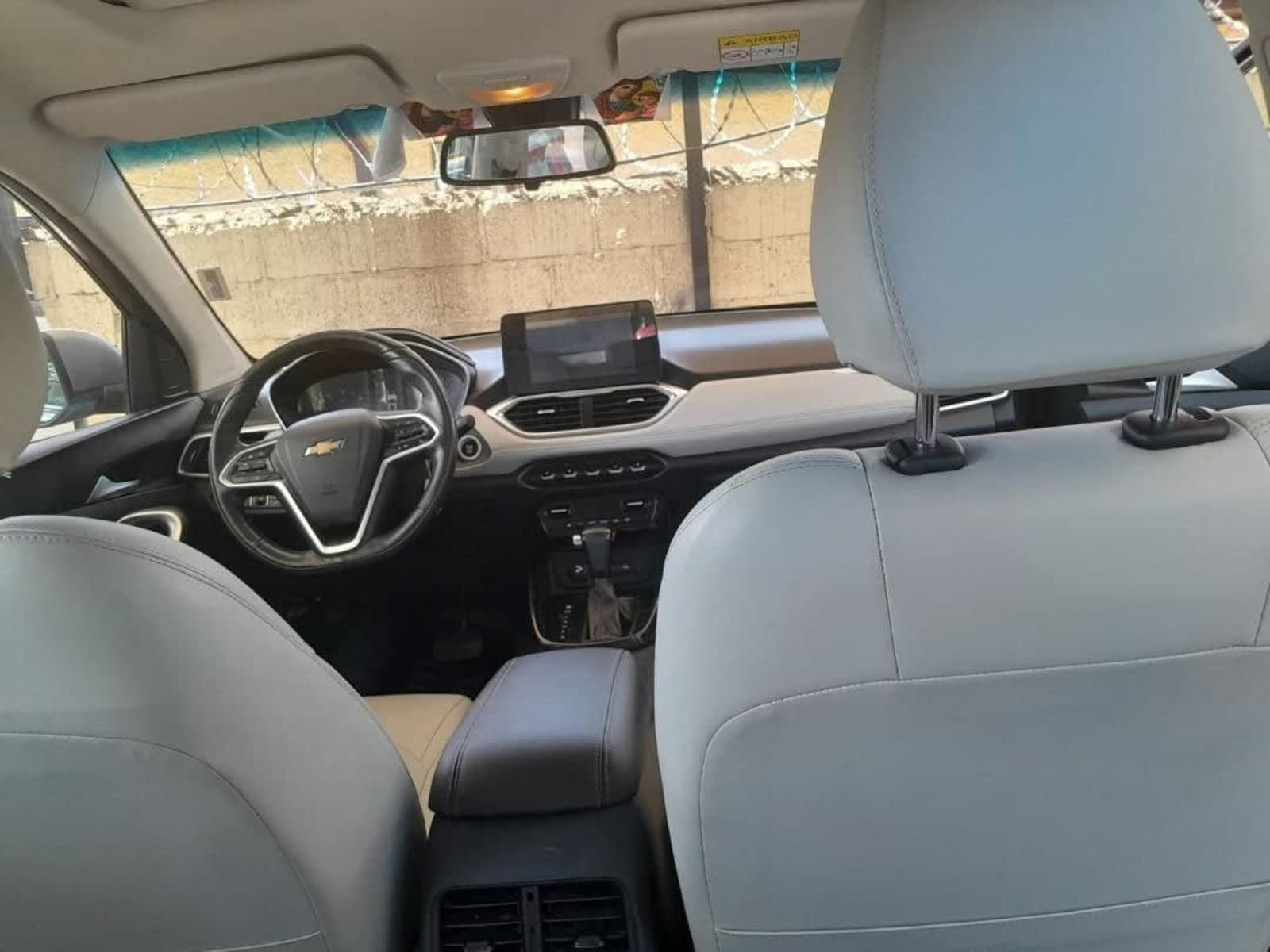 2022 Chevrolet Captiva — photo 2
