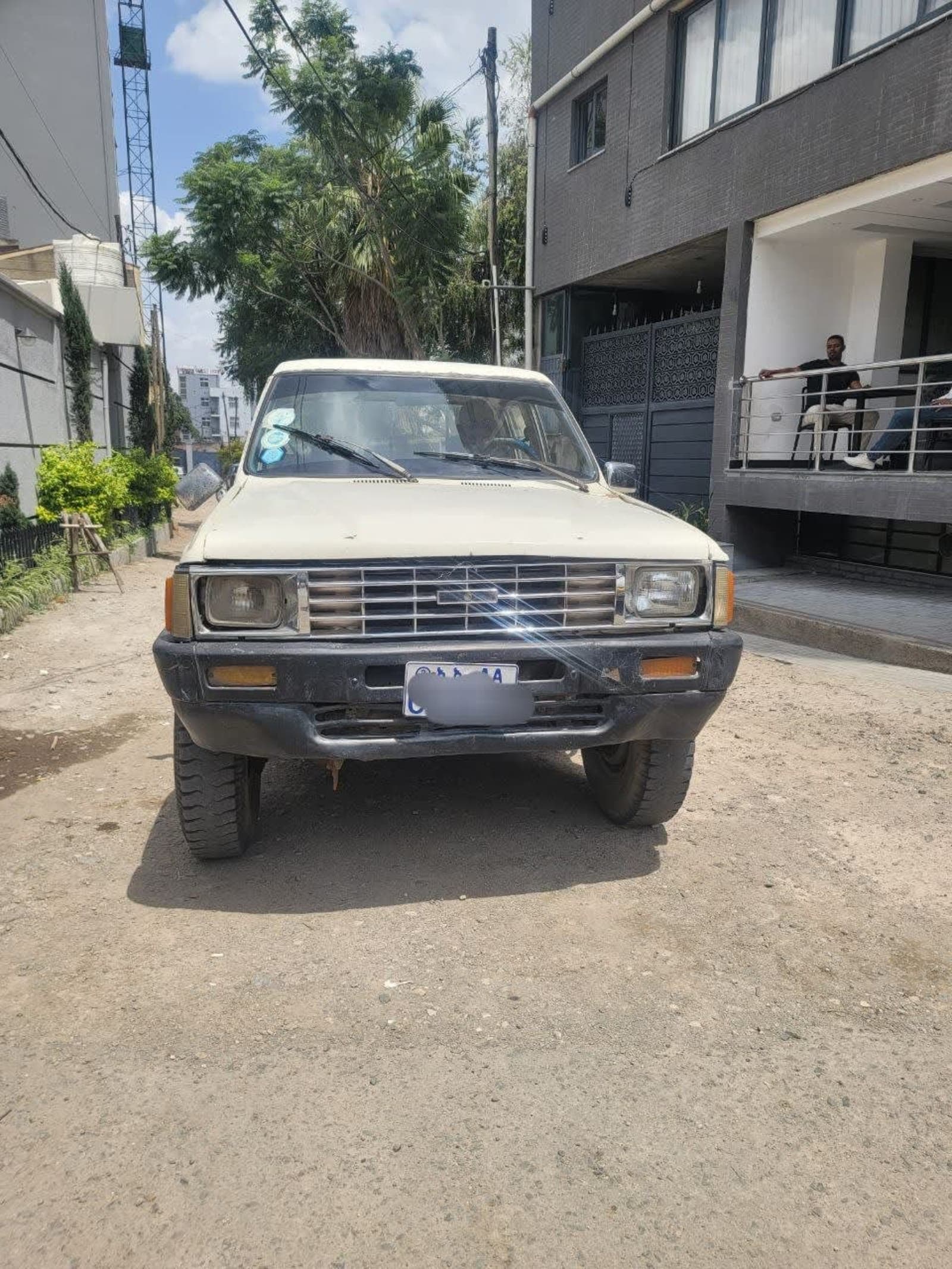1987 Toyota 3Y Hilux Double Cab
